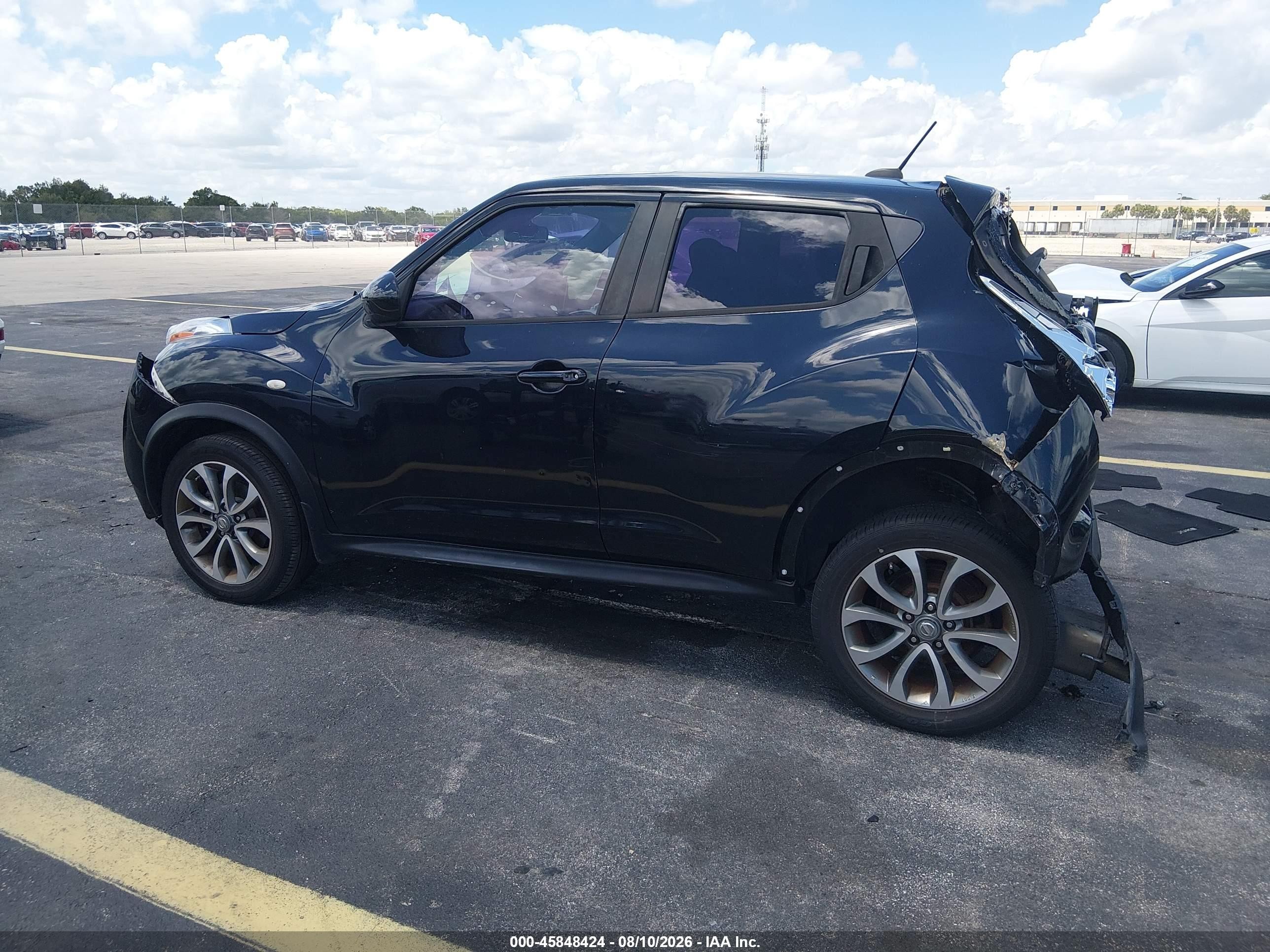 2011 Nissan Juke Sv Black vin: JN8AF5MR6BT007324