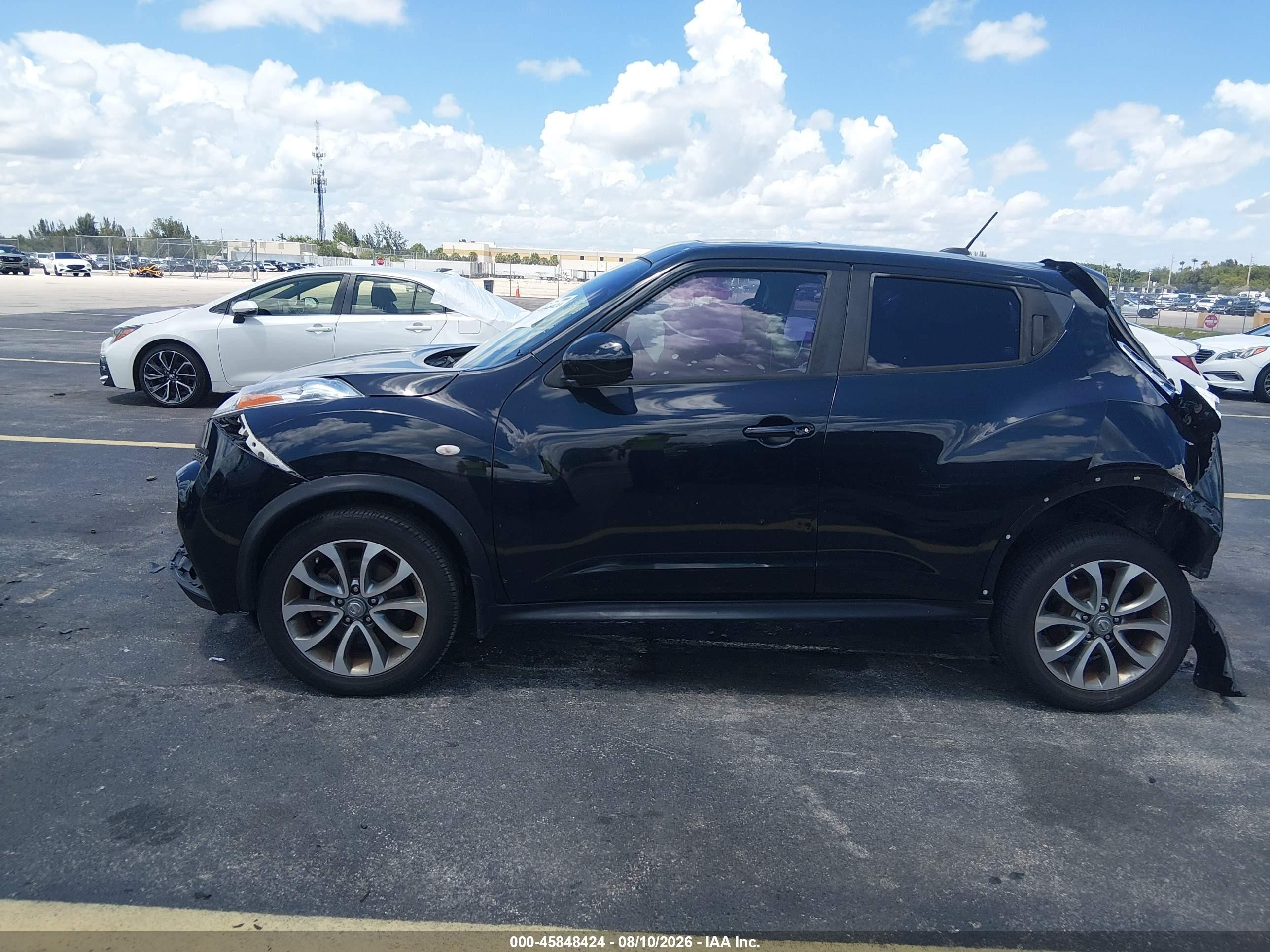 2011 Nissan Juke Sv Black vin: JN8AF5MR6BT007324