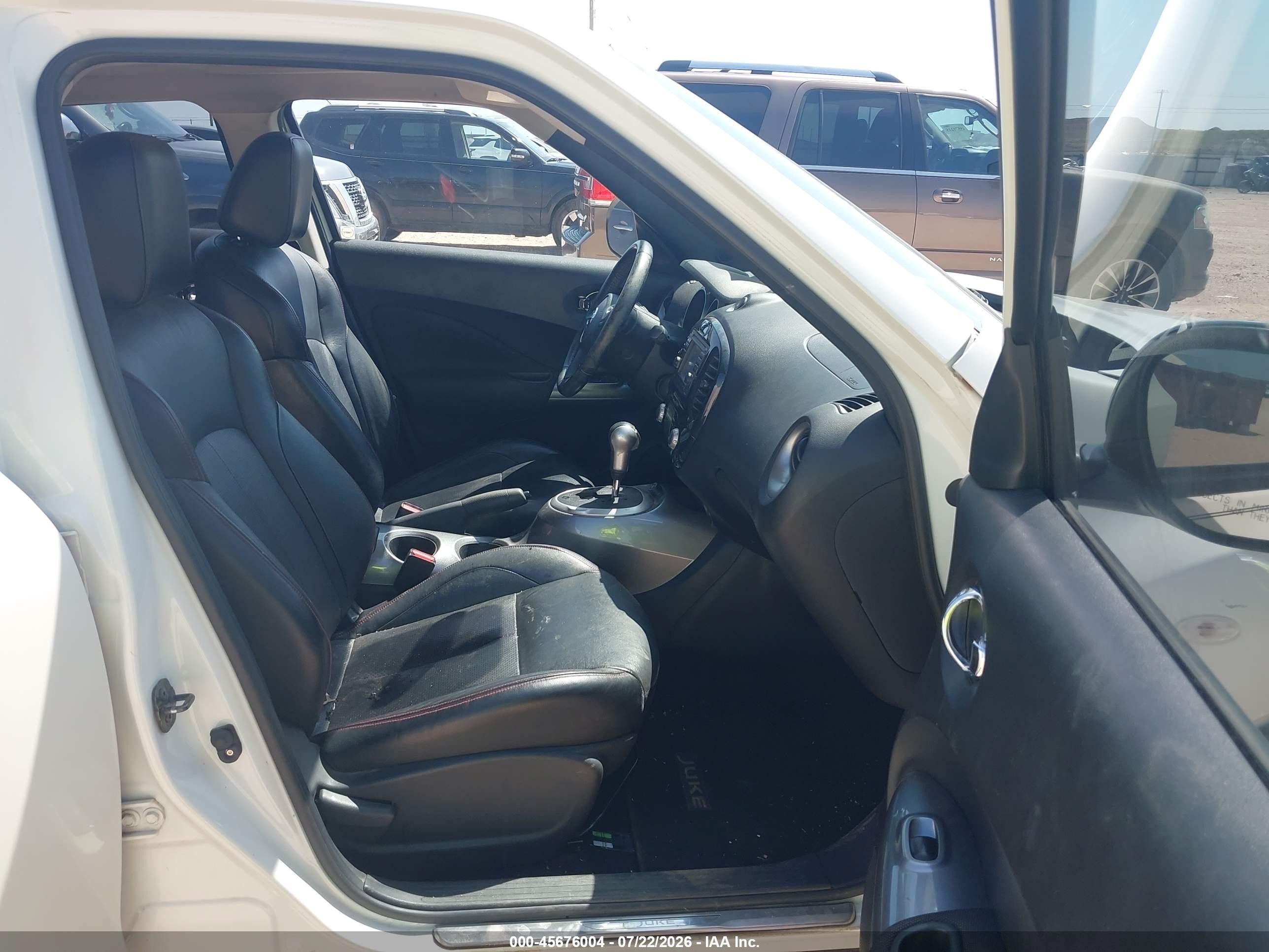 2011 Nissan Juke Sl White vin: JN8AF5MR6BT017643