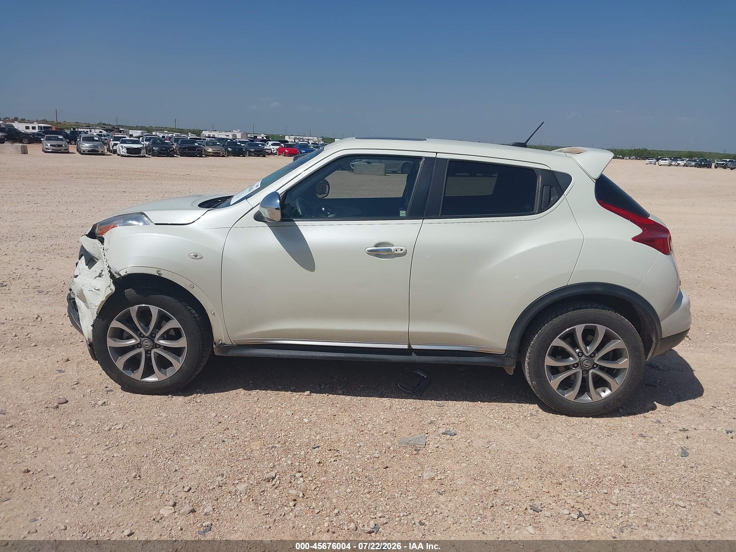 2011 Nissan Juke Sl White vin: JN8AF5MR6BT017643