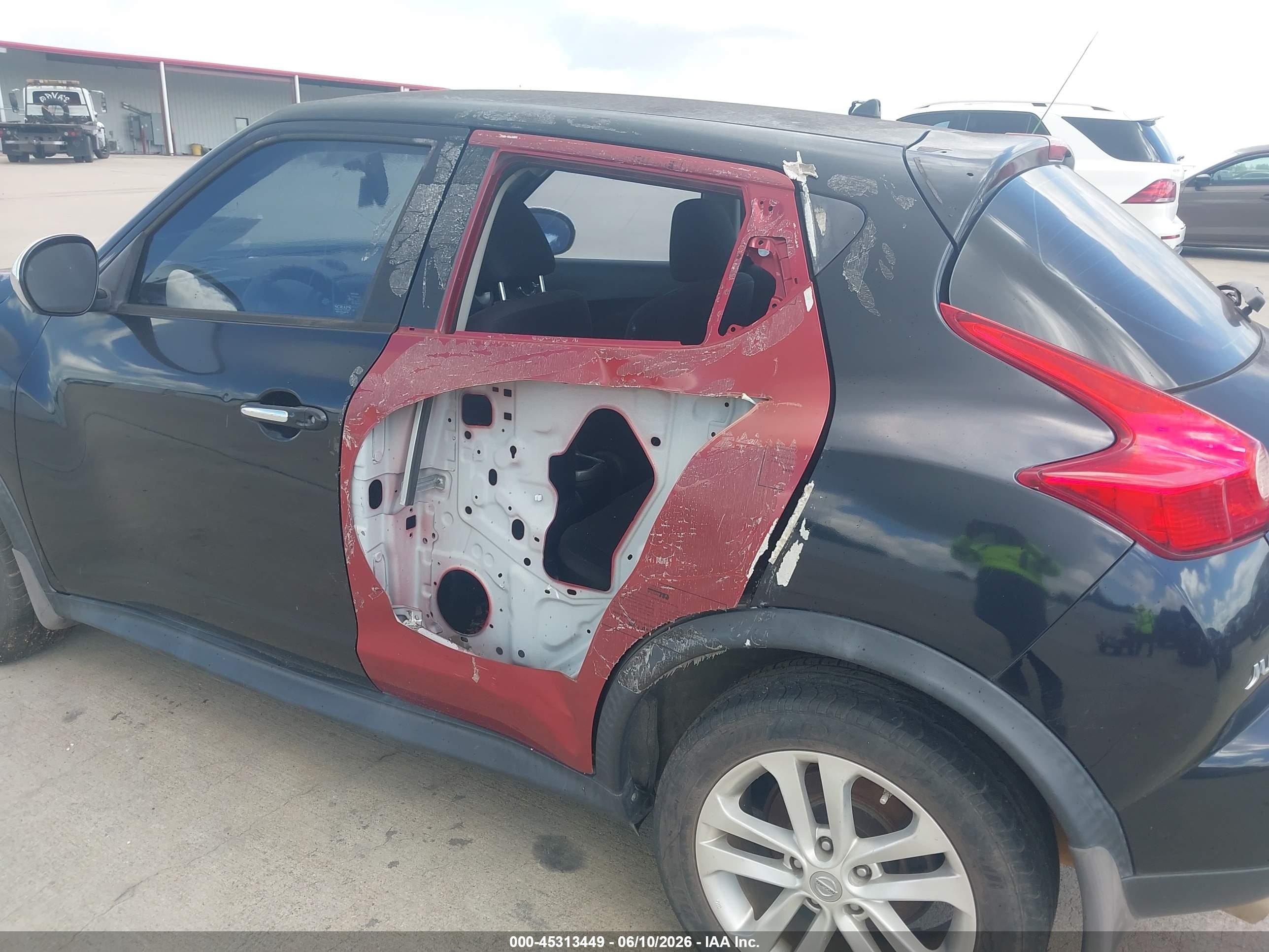 2011 Nissan Juke S Black vin: JN8AF5MR6BT022003