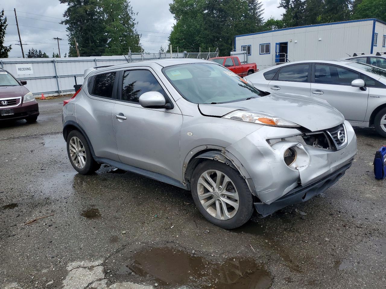 2012 Nissan Juke S Серебряный vin: JN8AF5MR6CT106887
