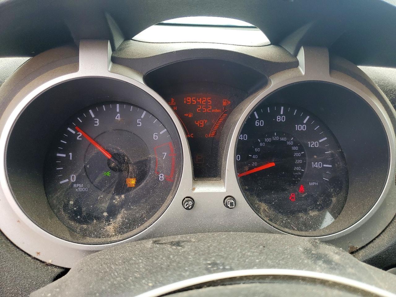 2012 Nissan Juke S Серебряный vin: JN8AF5MR6CT106887