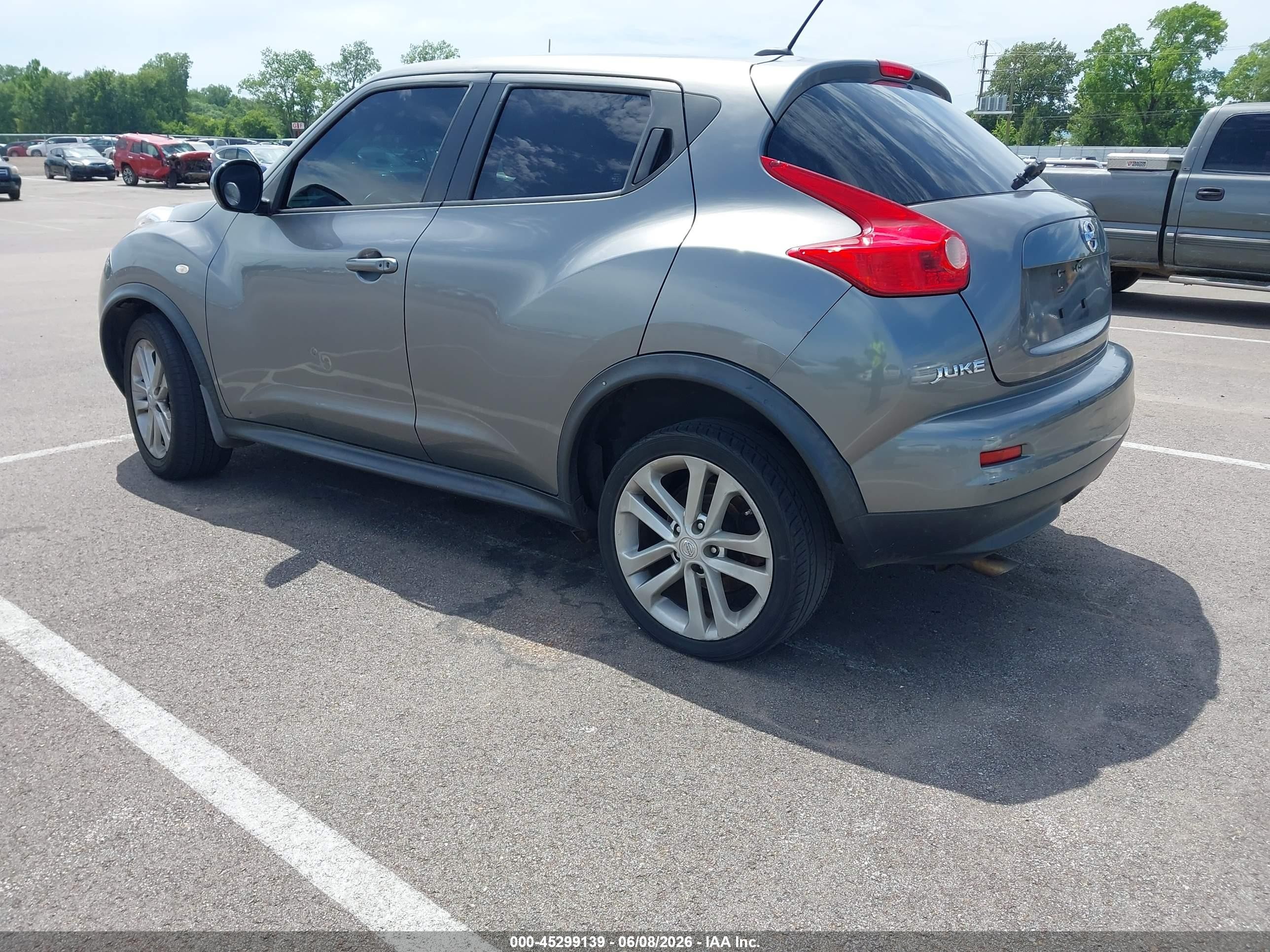 2012 Nissan Juke Sl Серебряный vin: JN8AF5MR6CT117940