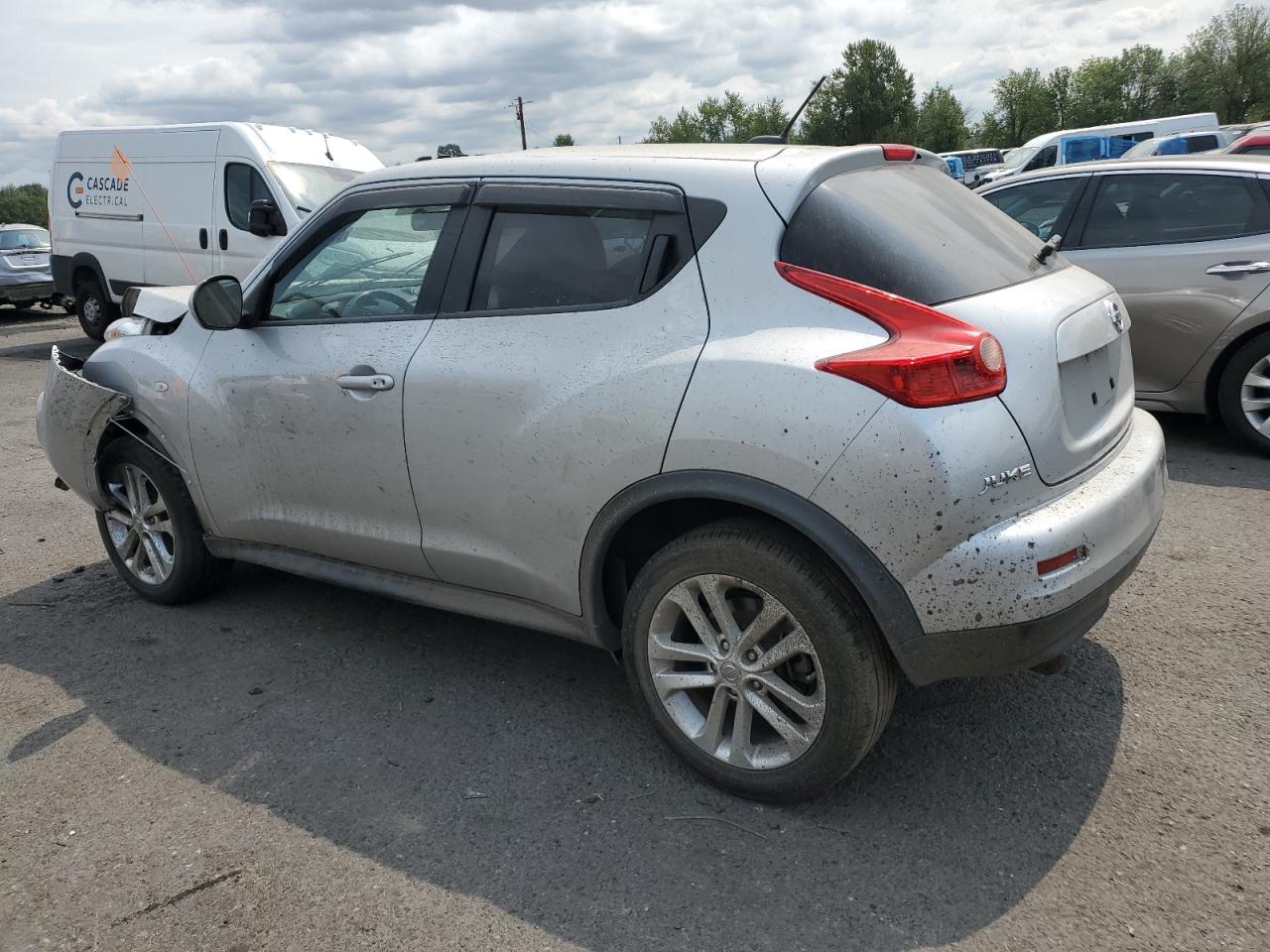 2013 Nissan Juke S Серебряный vin: JN8AF5MR6DT208739