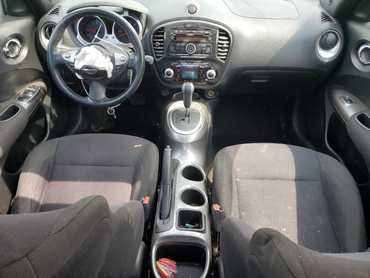 2013 Nissan Juke S Серебряный vin: JN8AF5MR6DT208739