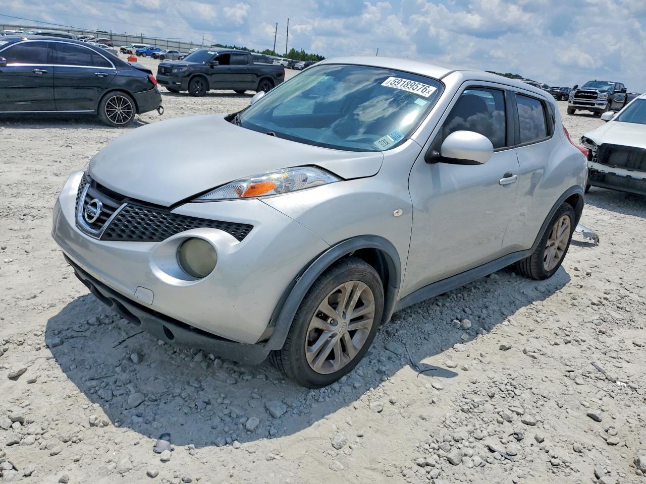 2013 Nissan Juke S Silver vin: JN8AF5MR6DT210605