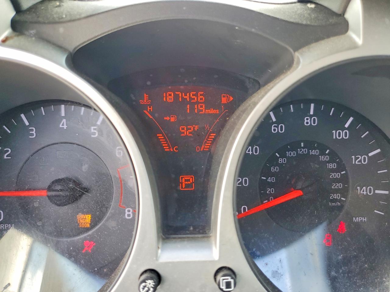 2013 Nissan Juke S Silver vin: JN8AF5MR6DT210605