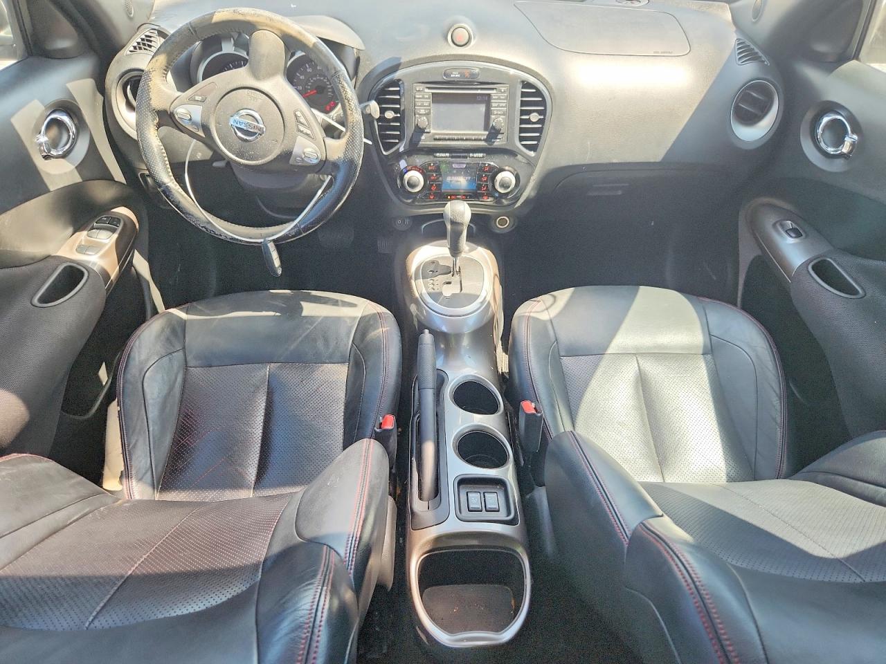 2013 Nissan Juke S White vin: JN8AF5MR6DT216629