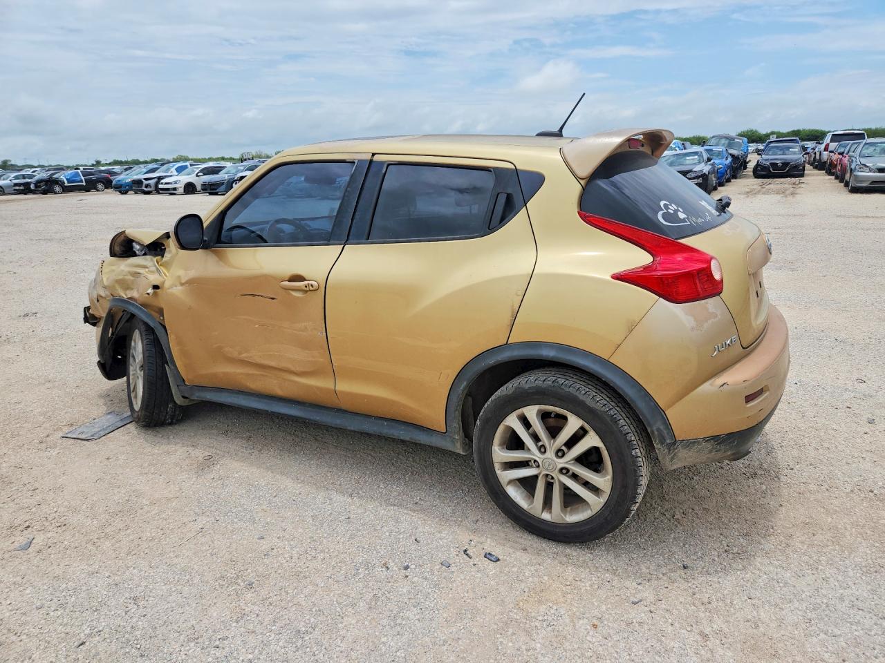 2013 Nissan Juke S Gold vin: JN8AF5MR6DT217487