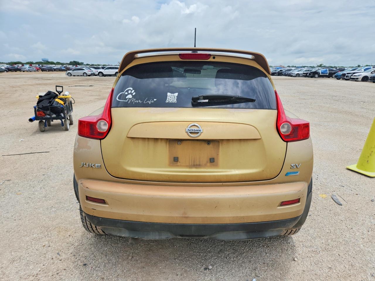 2013 Nissan Juke S Gold vin: JN8AF5MR6DT217487