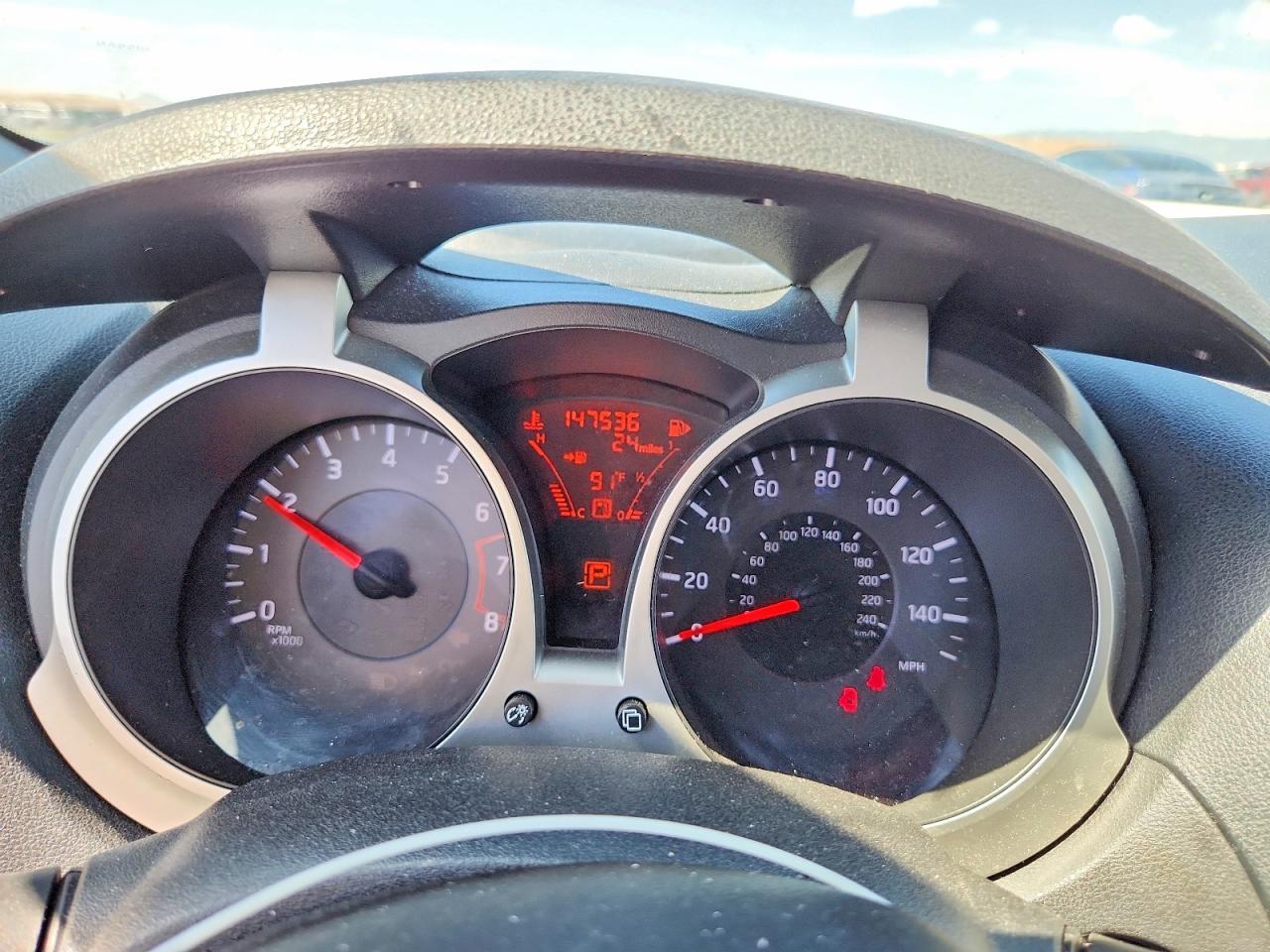 2013 Nissan Juke S Белый vin: JN8AF5MR6DT218803