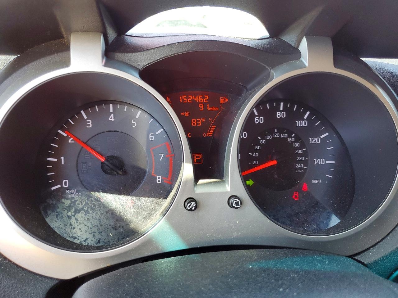 2014 Nissan Juke S Red vin: JN8AF5MR6ET355404
