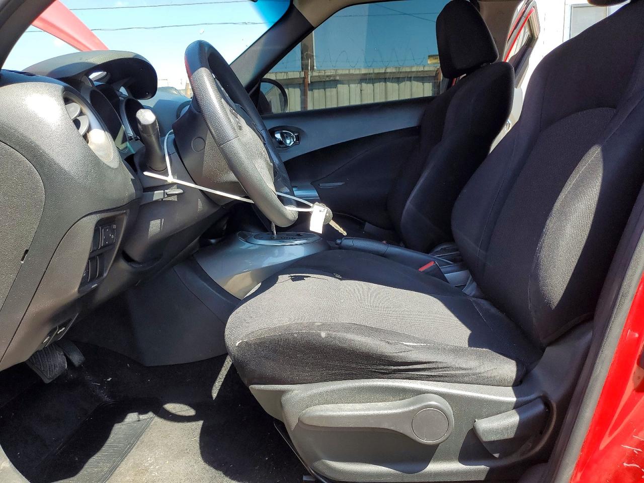 2014 Nissan Juke S Red vin: JN8AF5MR6ET355404