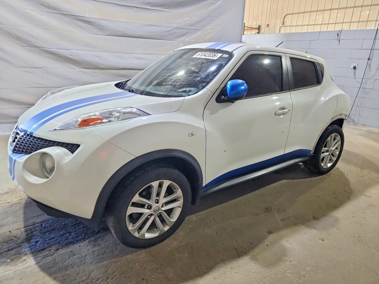 2014 Nissan Juke S White vin: JN8AF5MR6ET358285