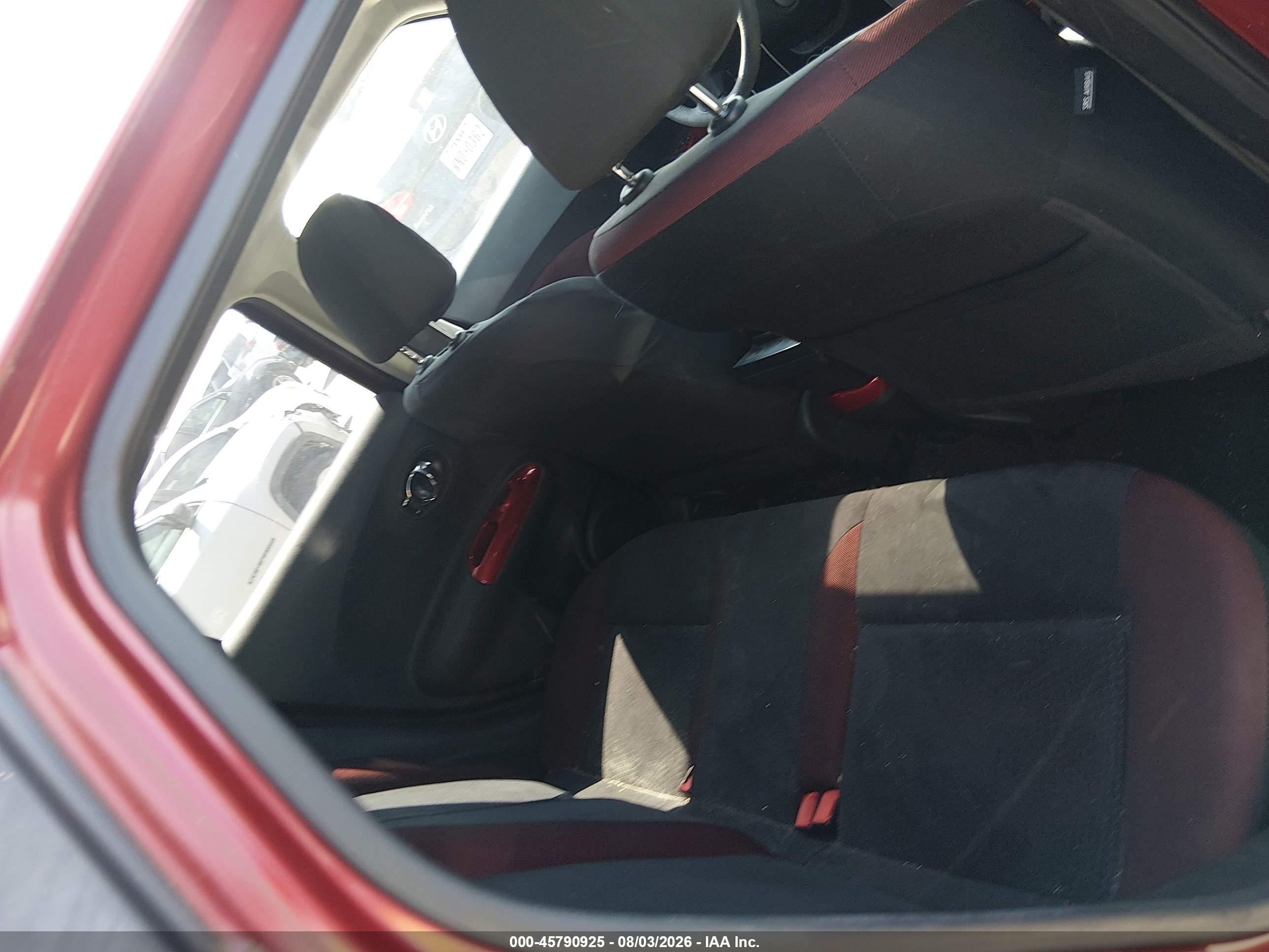2015 Nissan Juke Sv Red vin: JN8AF5MR6FT503066