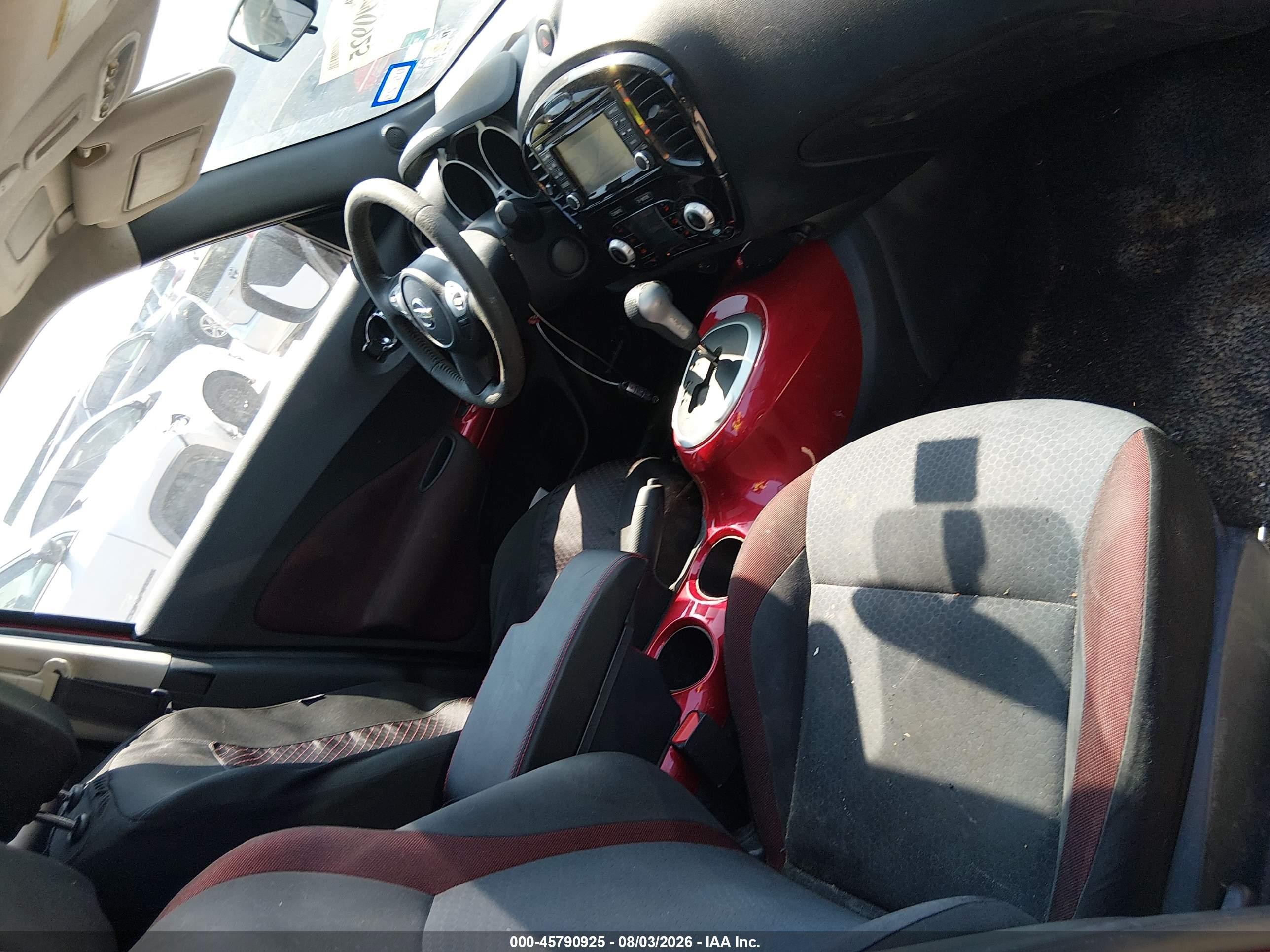 2015 Nissan Juke Sv Red vin: JN8AF5MR6FT503066