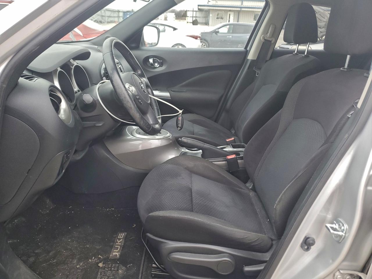 2015 Nissan Juke S Silver vin: JN8AF5MR6FT503813