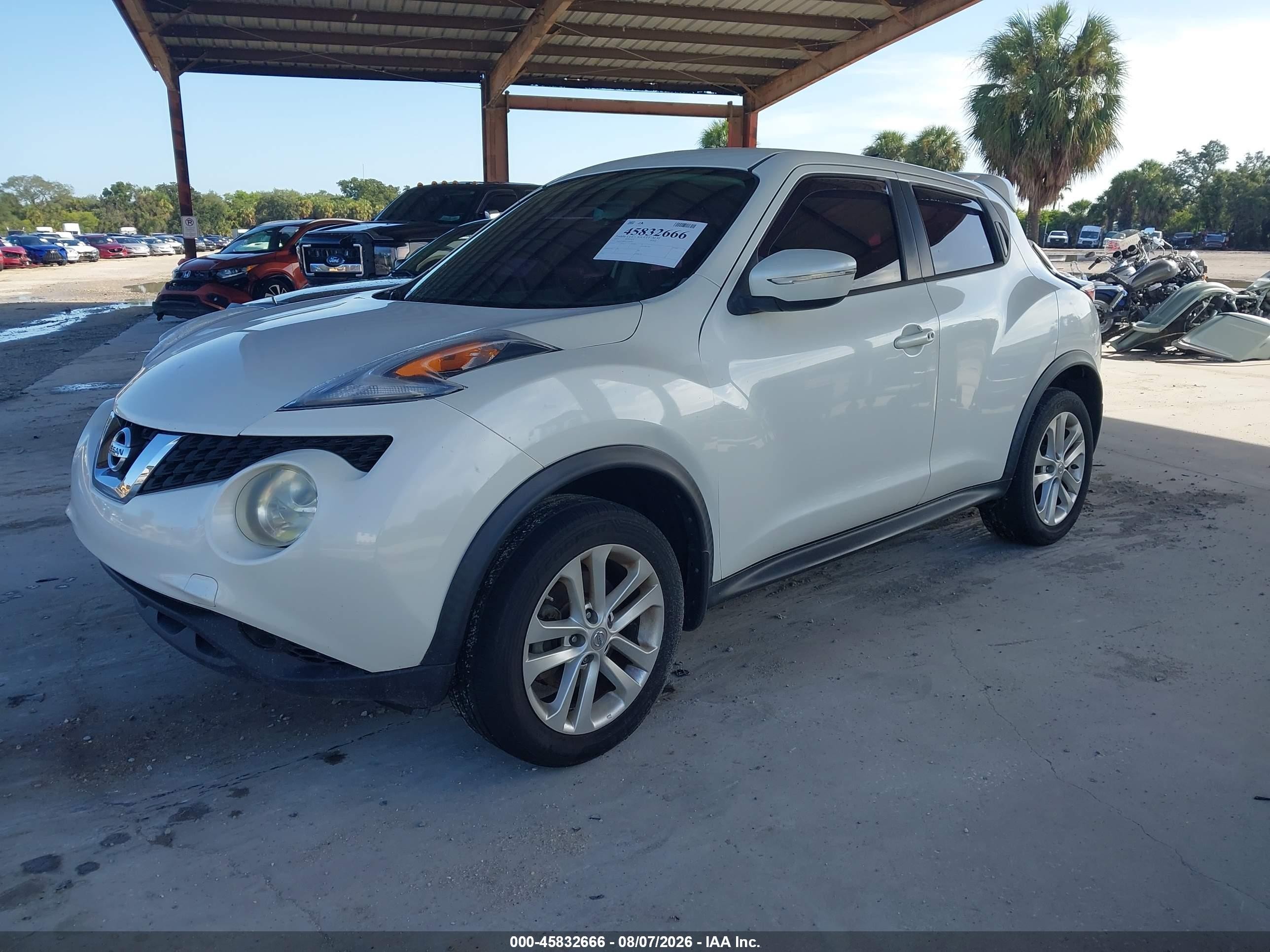 2015 Nissan Juke S White vin: JN8AF5MR6FT504346