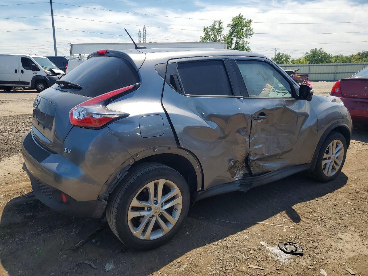 2015 Nissan Juke Sv Gray vin: JN8AF5MR6FT510552
