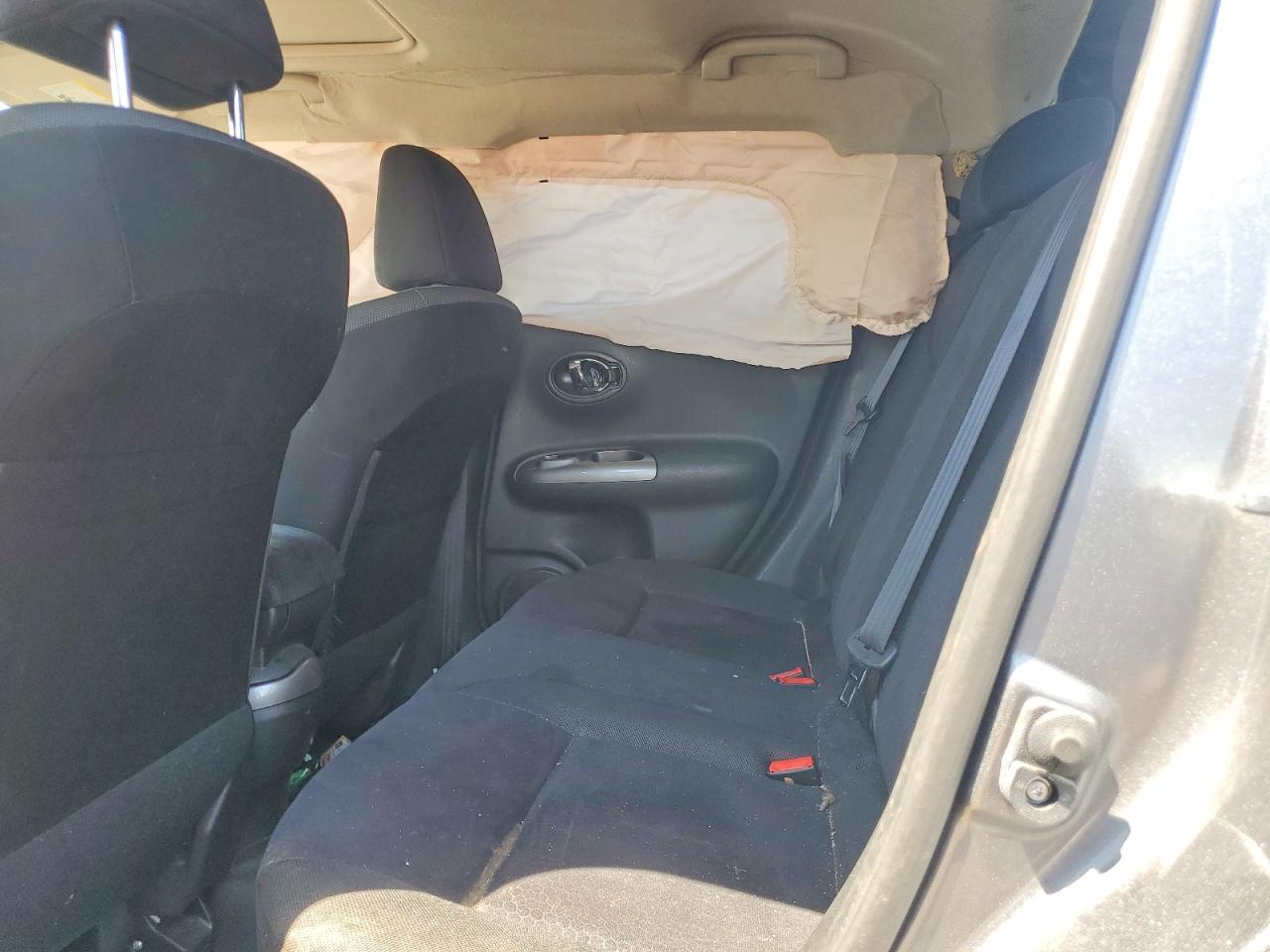 2015 Nissan Juke Sv Gray vin: JN8AF5MR6FT510552