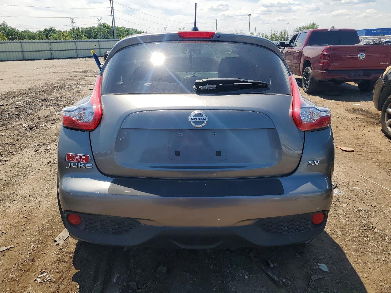 2015 Nissan Juke Sv Gray vin: JN8AF5MR6FT510552