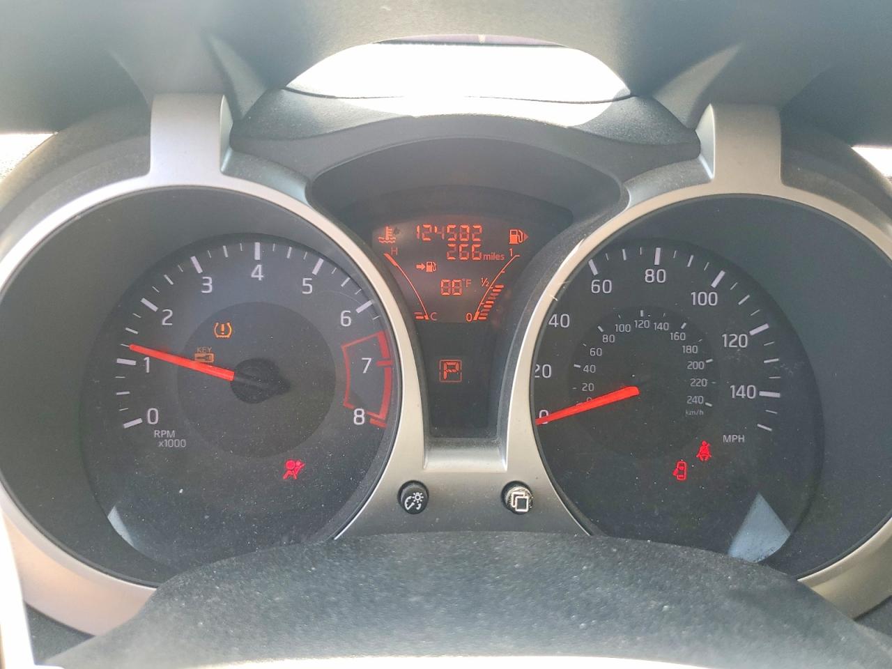 2015 Nissan Juke Sv Gray vin: JN8AF5MR6FT510552
