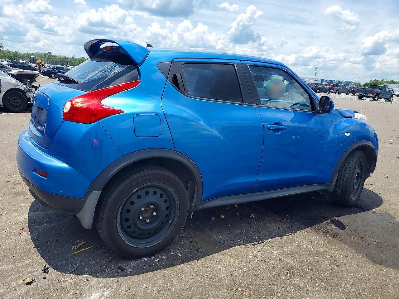 2011 Nissan Juke S Blue vin: JN8AF5MR7BT010426