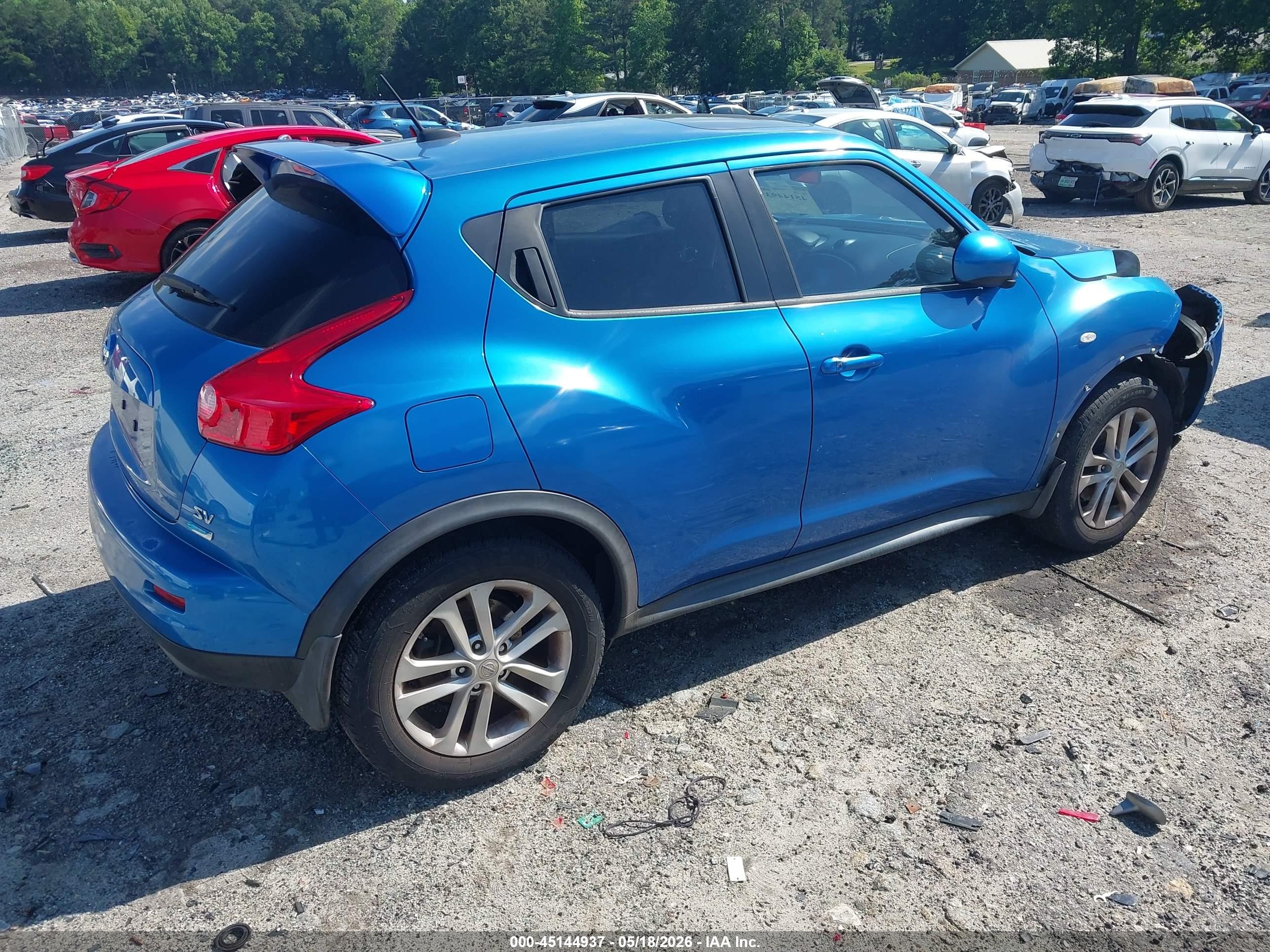 2012 Nissan Juke Sv Blue vin: JN8AF5MR7CT105862