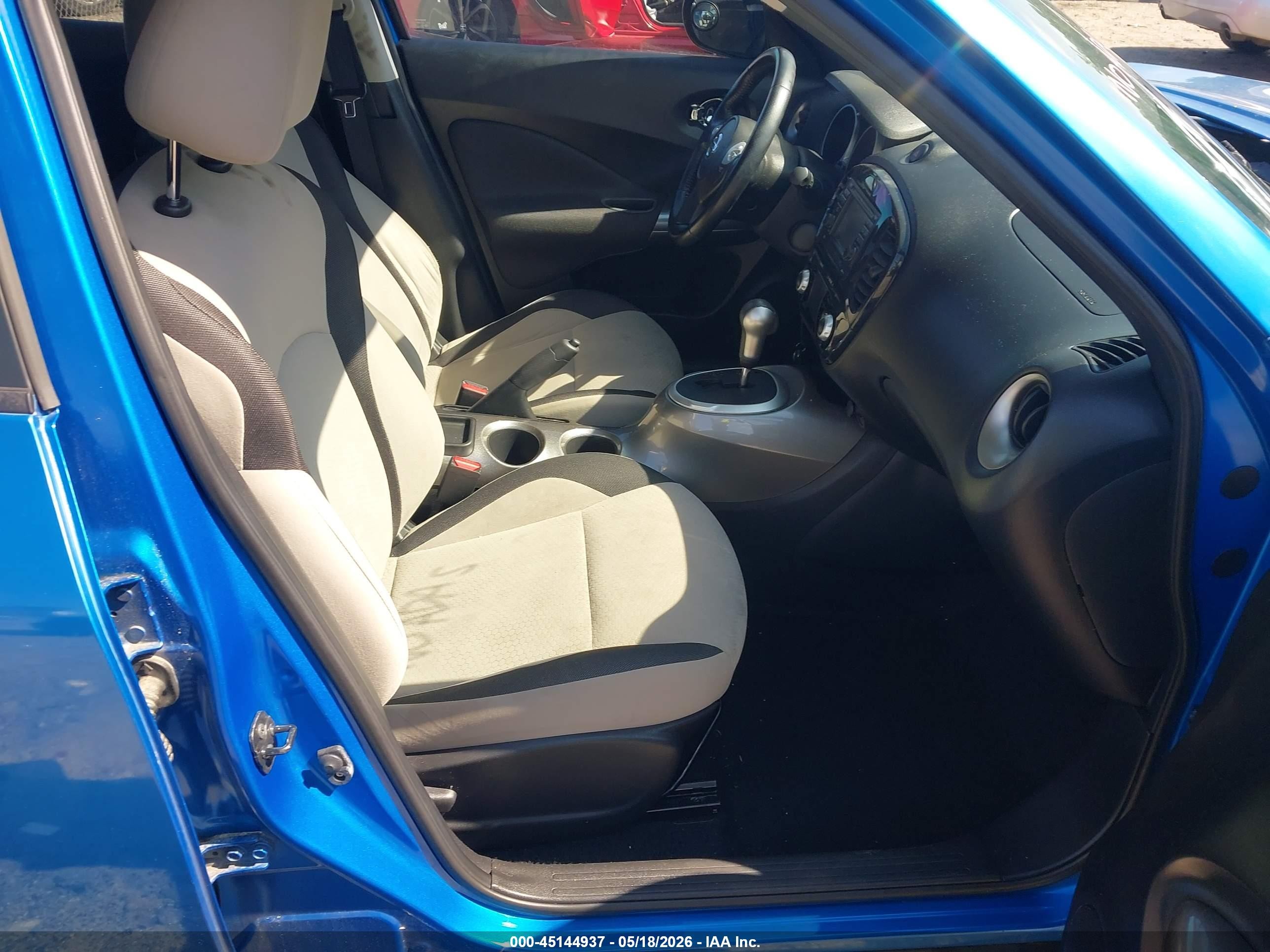 2012 Nissan Juke Sv Blue vin: JN8AF5MR7CT105862