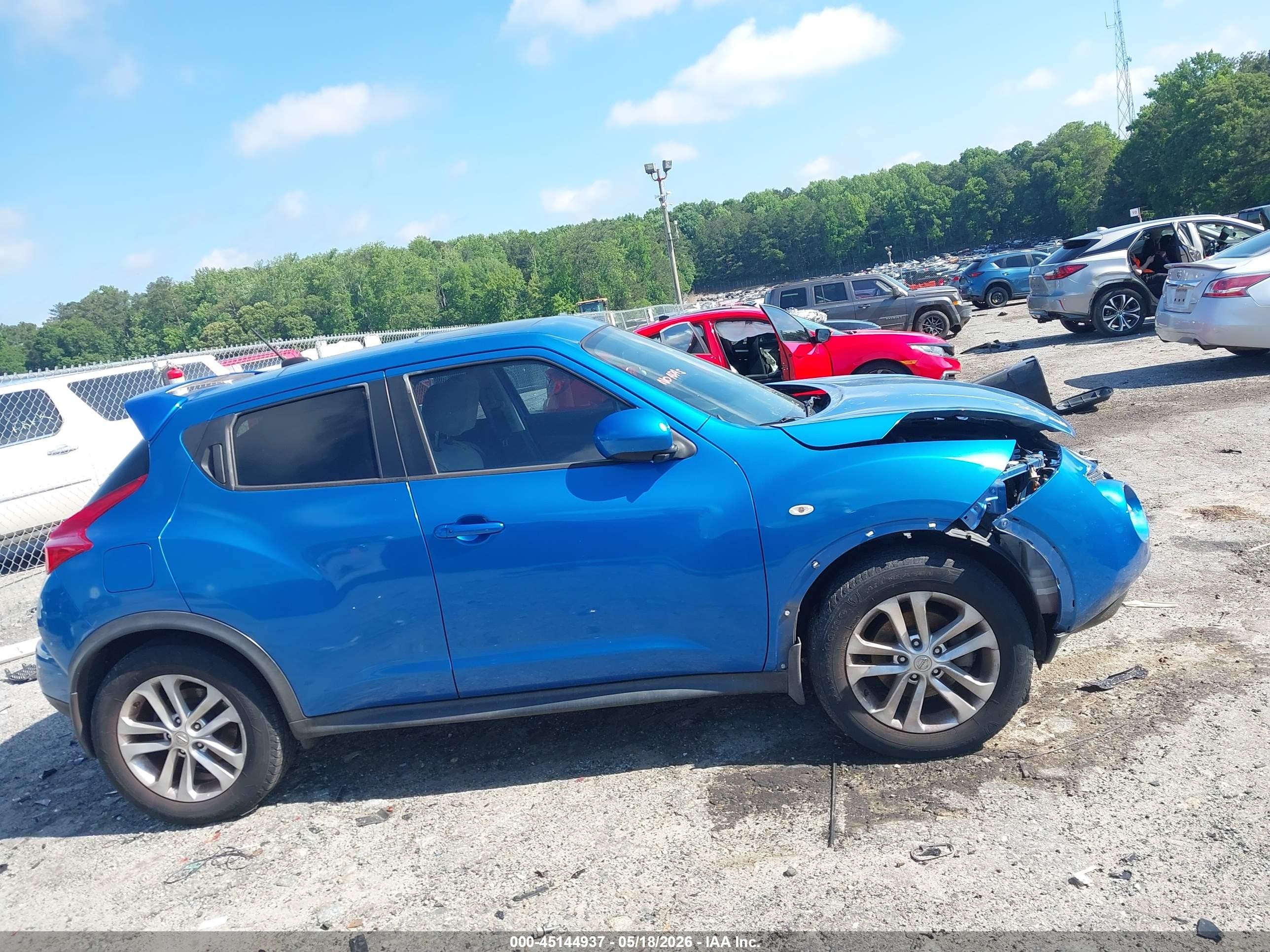2012 Nissan Juke Sv Blue vin: JN8AF5MR7CT105862