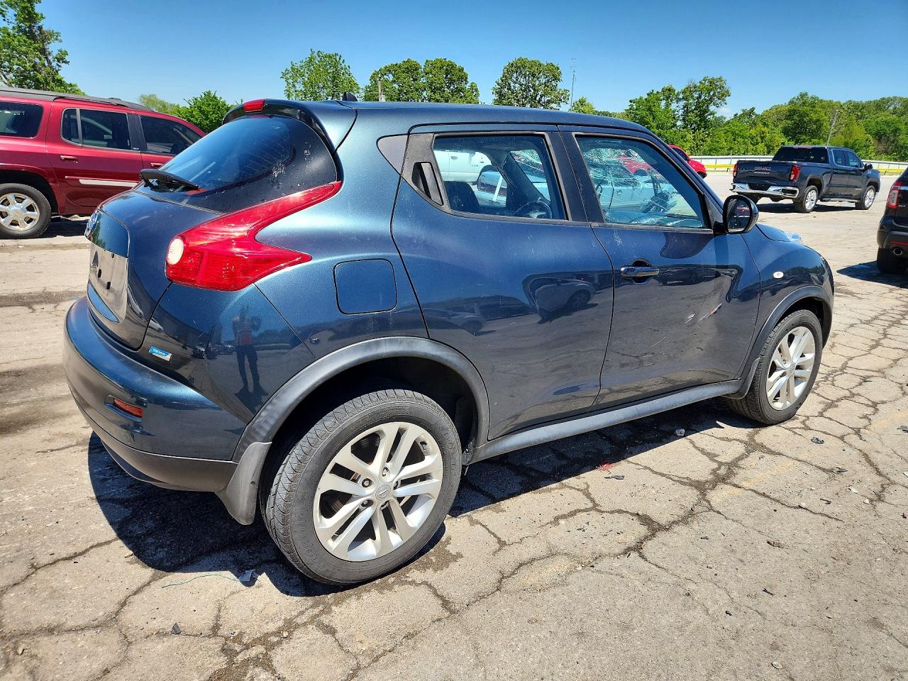 2012 Nissan Juke S Blue vin: JN8AF5MR7CT107319