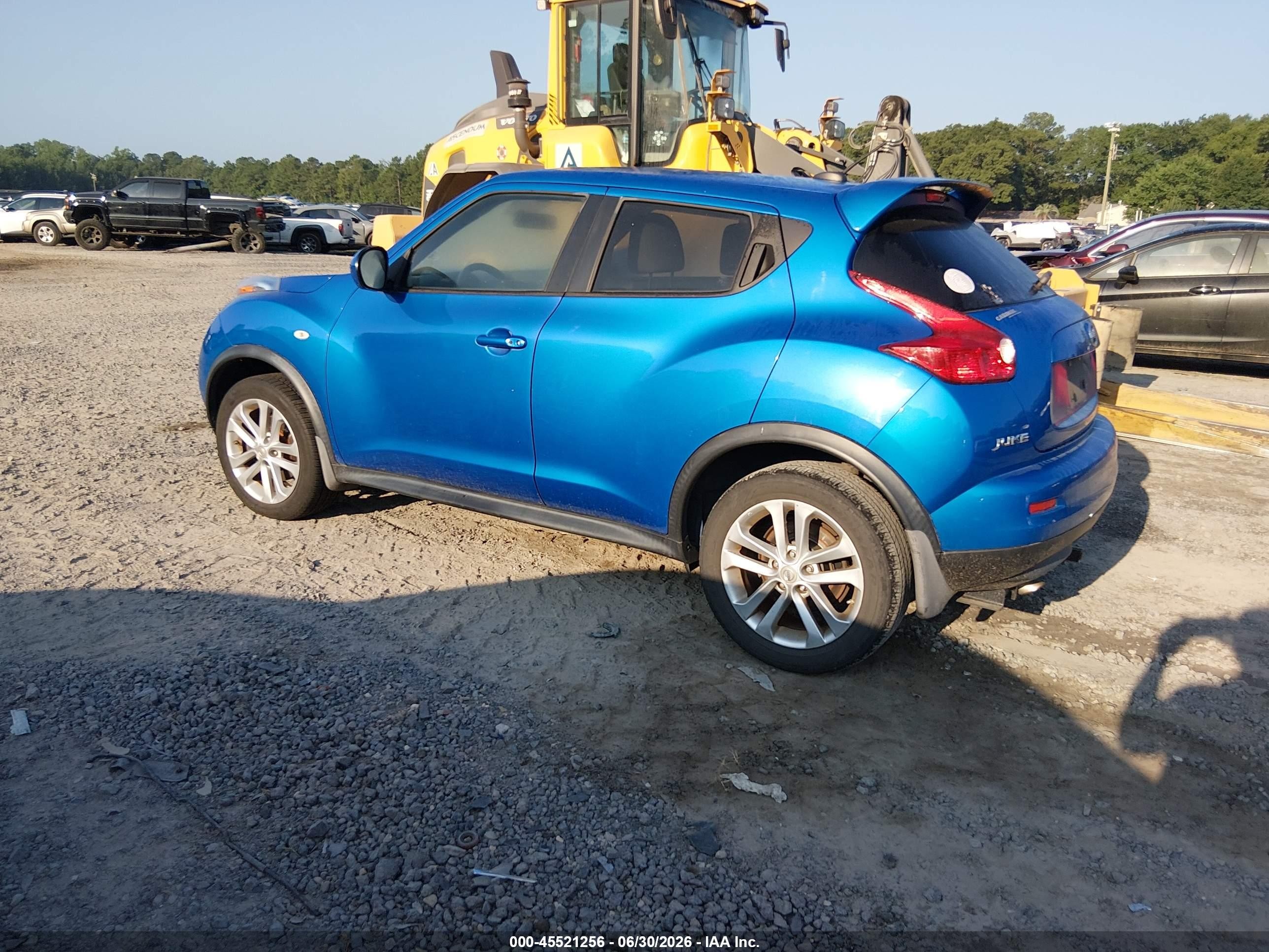 2012 Nissan Juke Sv Blue vin: JN8AF5MR7CT113394