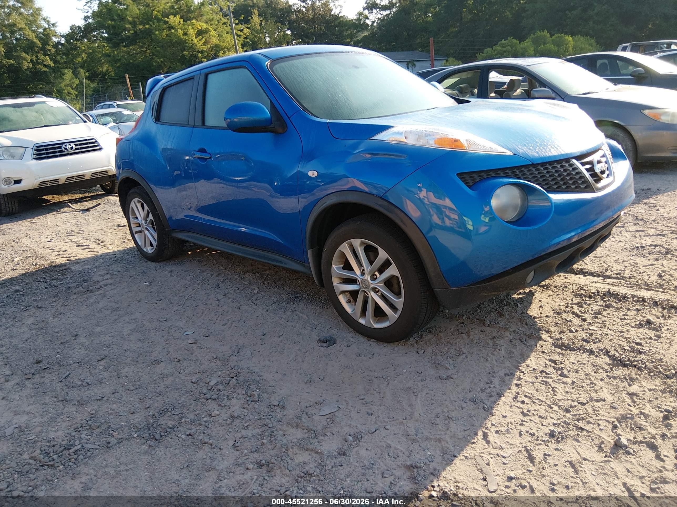2012 Nissan Juke Sv Blue vin: JN8AF5MR7CT113394