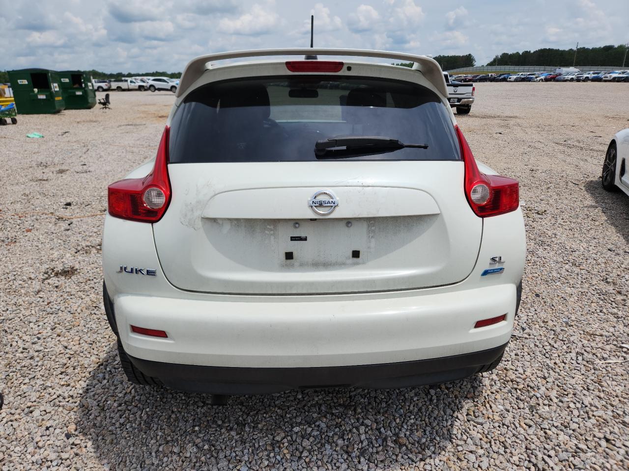 2012 Nissan Juke S White vin: JN8AF5MR7CT115551
