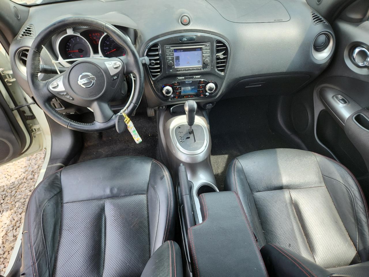2012 Nissan Juke S White vin: JN8AF5MR7CT115551