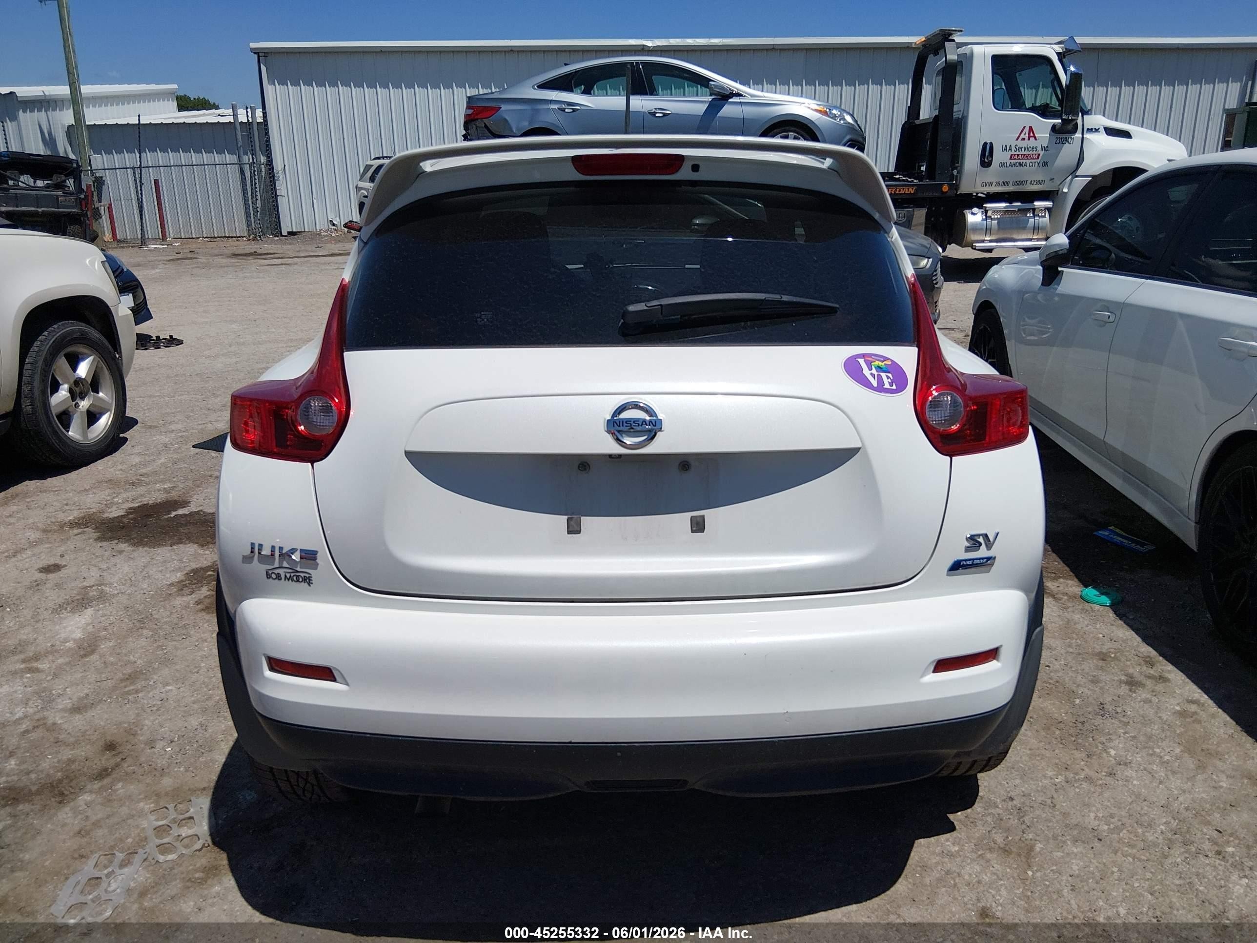 2013 Nissan Juke Sv White vin: JN8AF5MR7DT210046