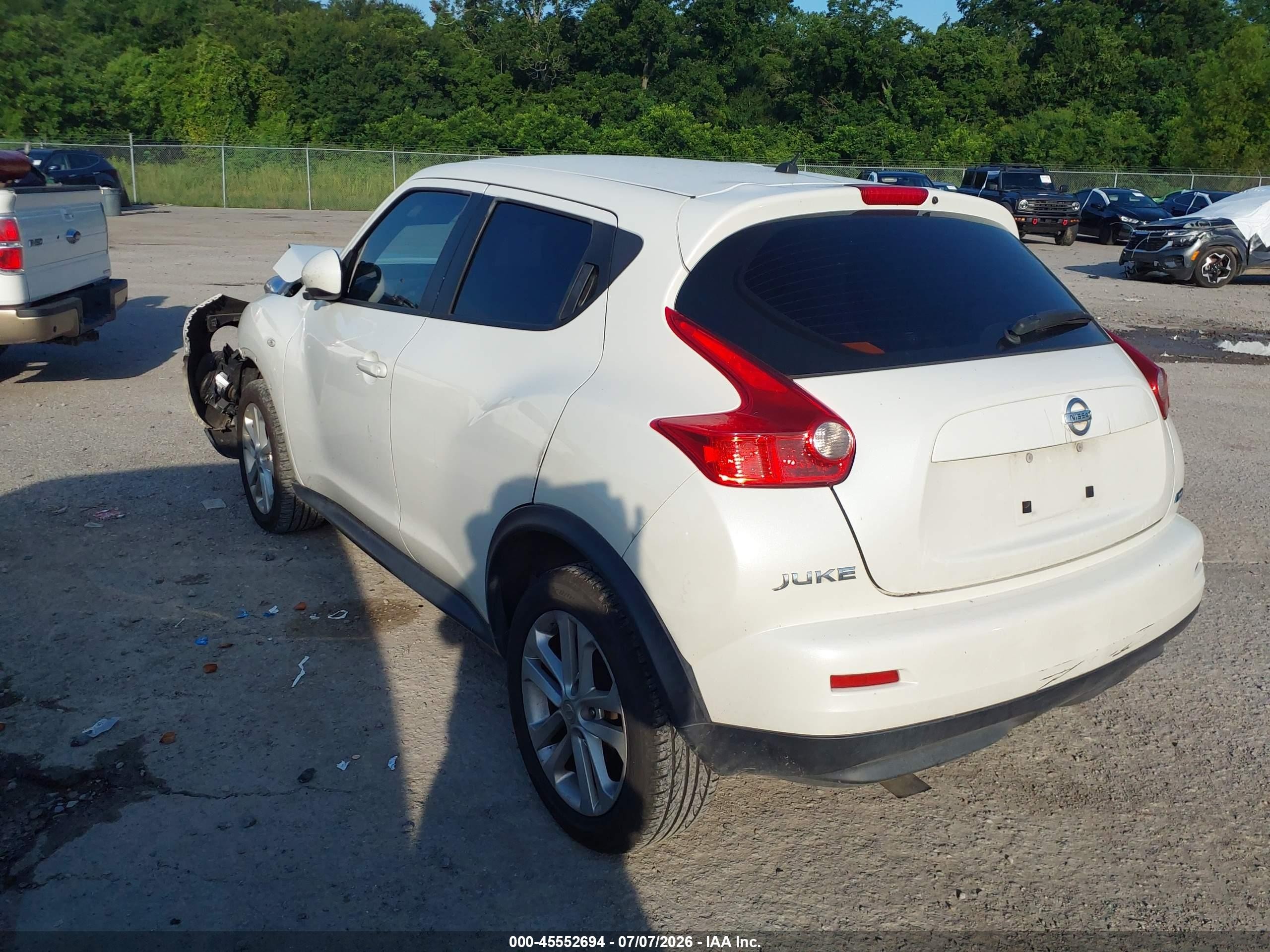 2013 Nissan Juke S White vin: JN8AF5MR7DT216560