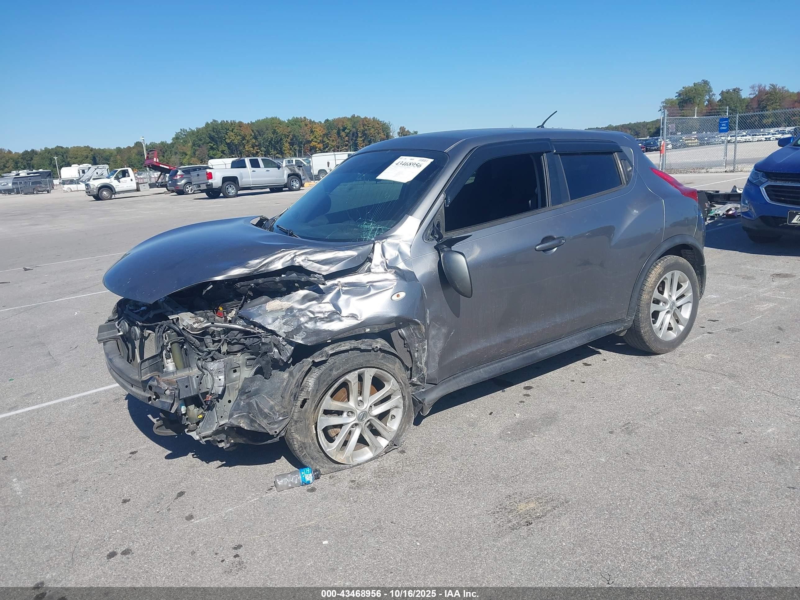 2014 Nissan Juke Nismo/s/sl/sv Gray vin: JN8AF5MR7ET361647