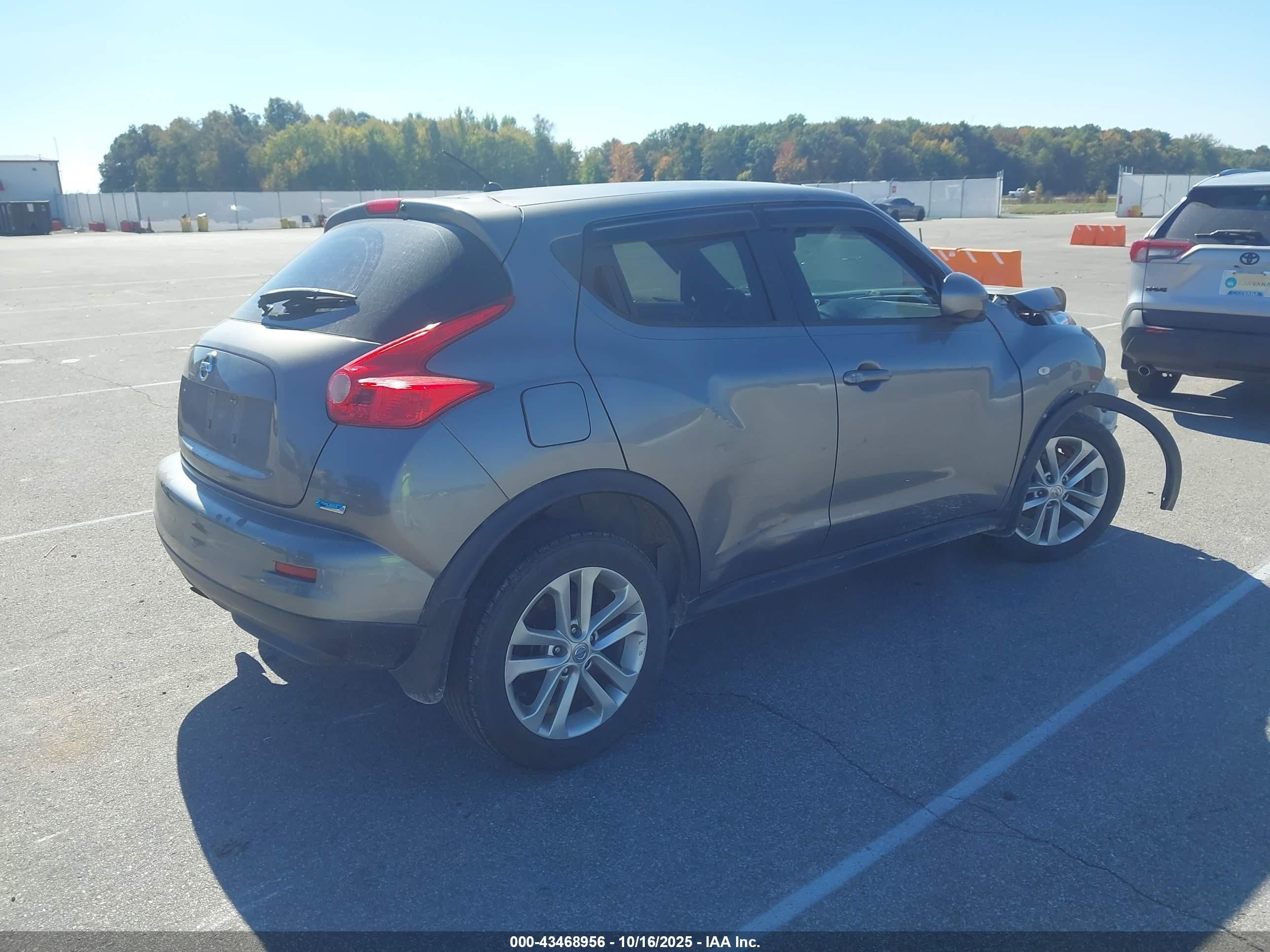 2014 Nissan Juke Nismo/s/sl/sv Gray vin: JN8AF5MR7ET361647
