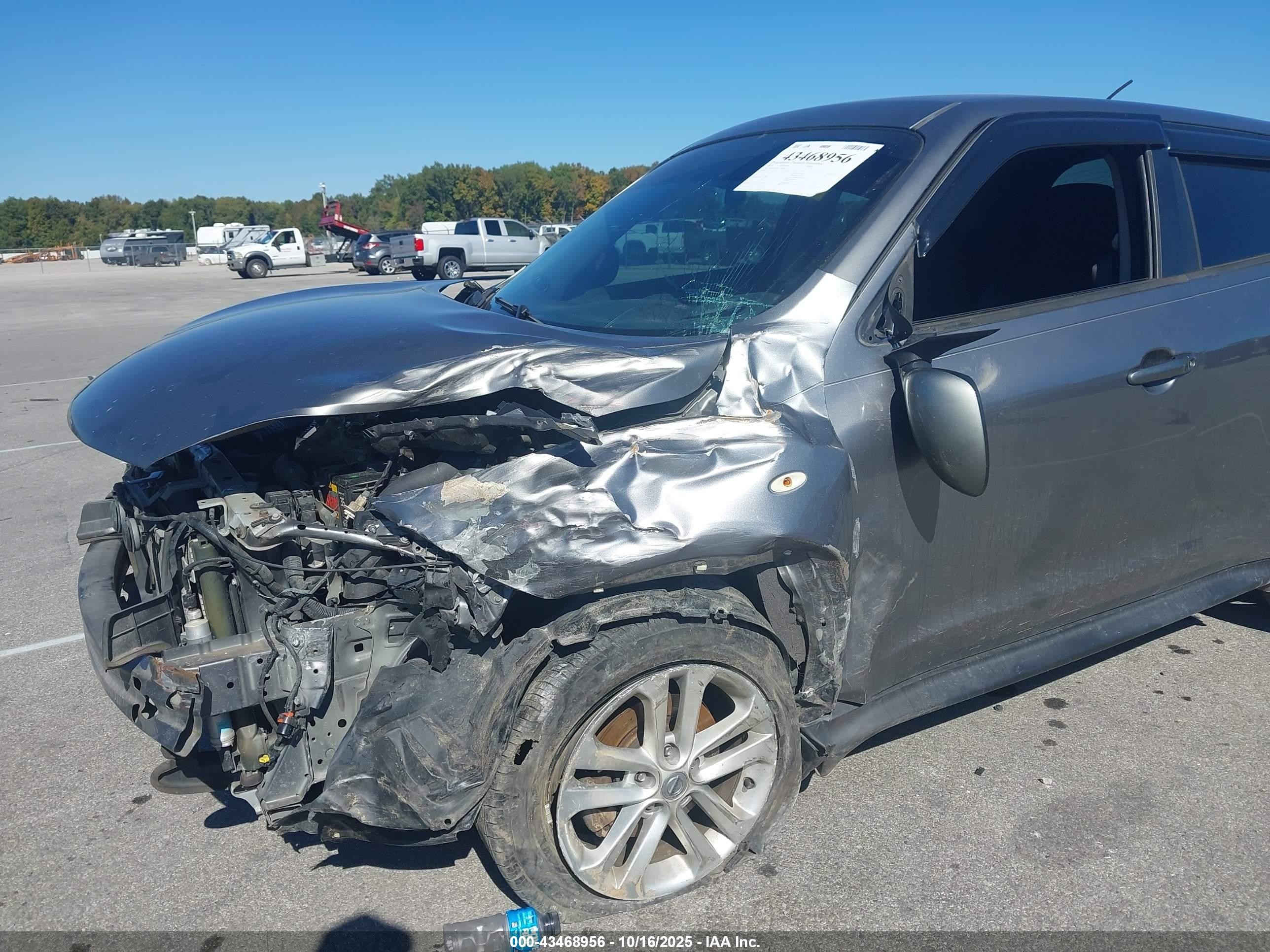2014 Nissan Juke Nismo/s/sl/sv Gray vin: JN8AF5MR7ET361647