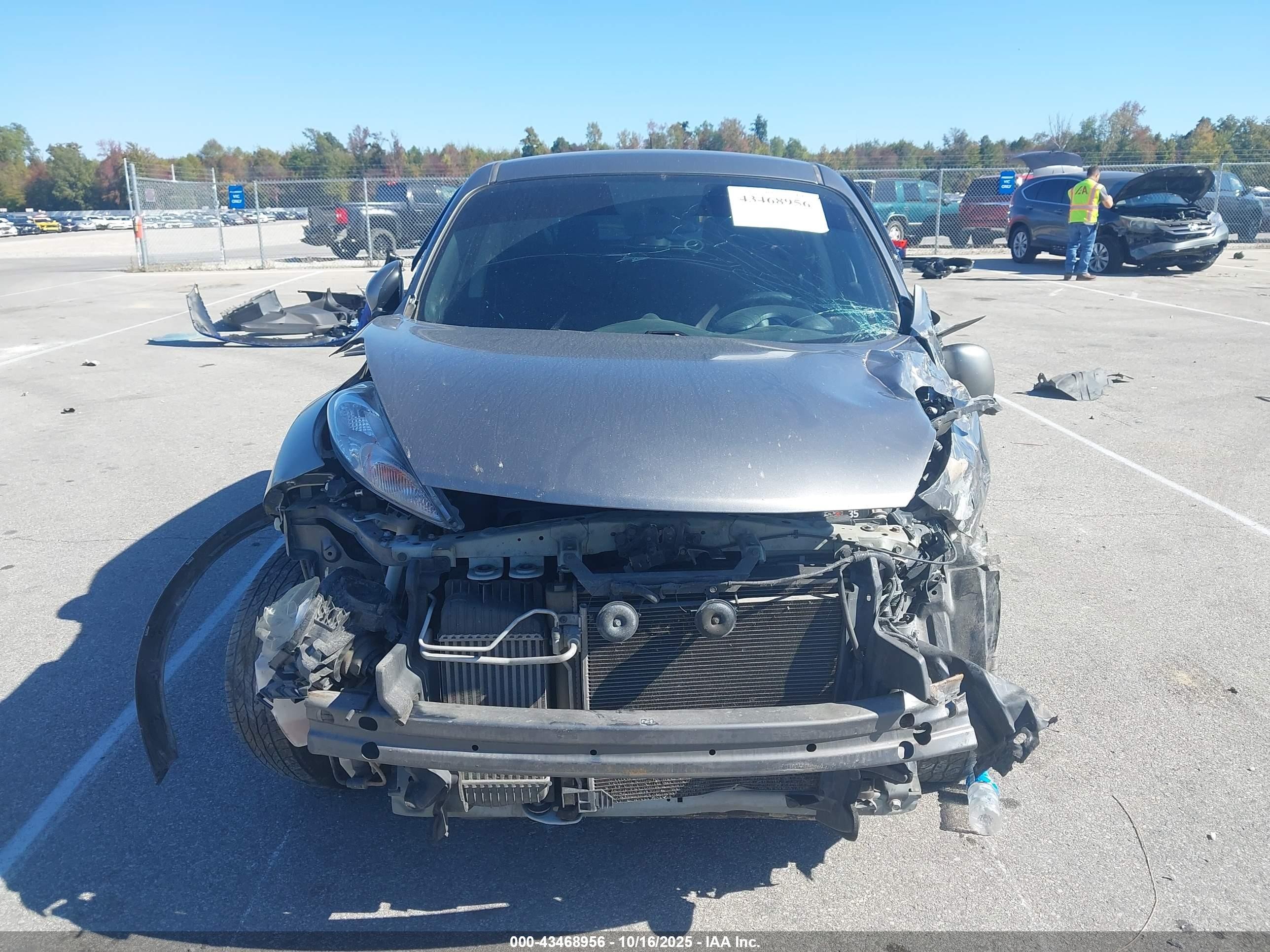 2014 Nissan Juke Nismo/s/sl/sv Gray vin: JN8AF5MR7ET361647