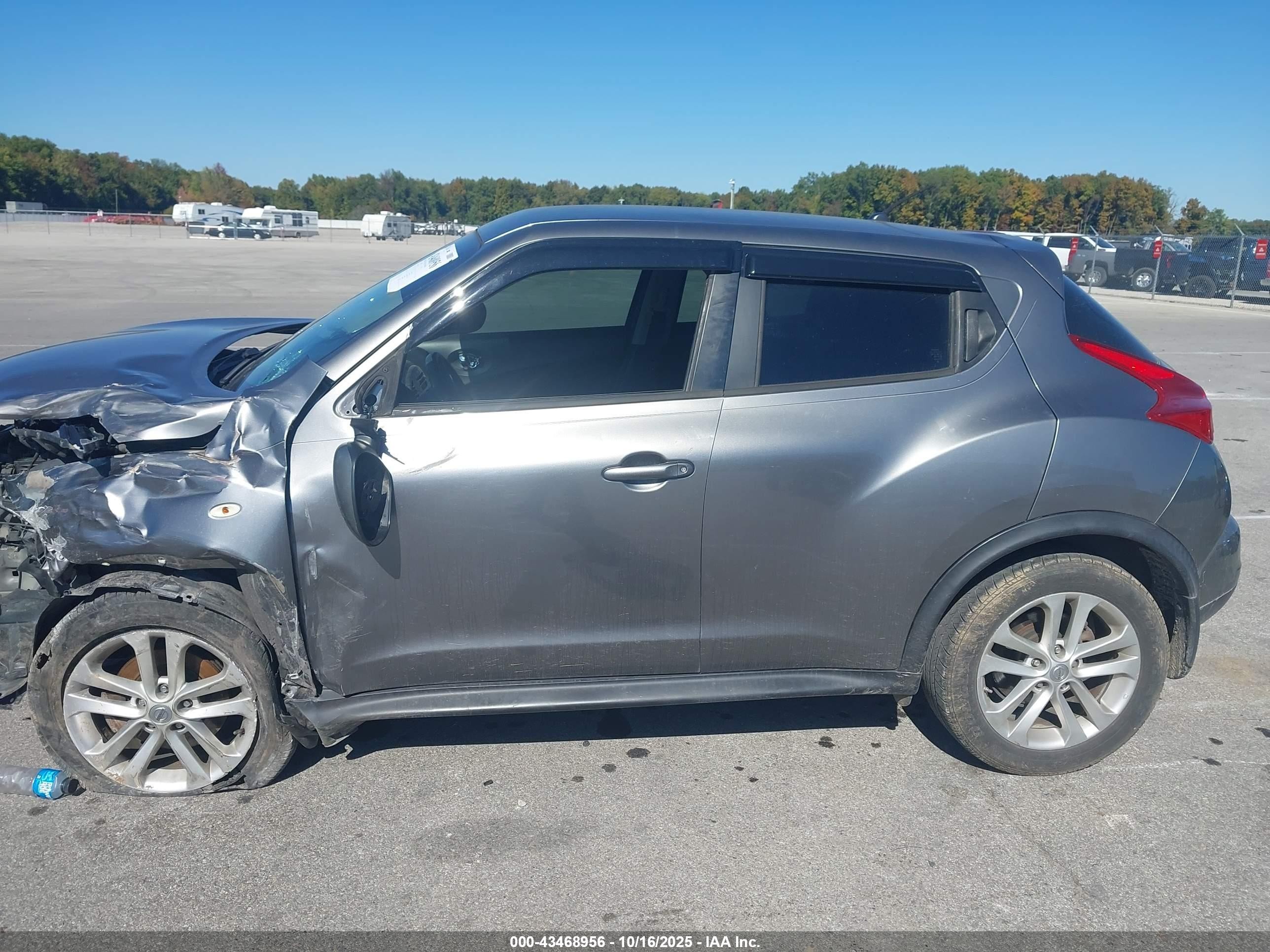 2014 Nissan Juke Nismo/s/sl/sv Gray vin: JN8AF5MR7ET361647