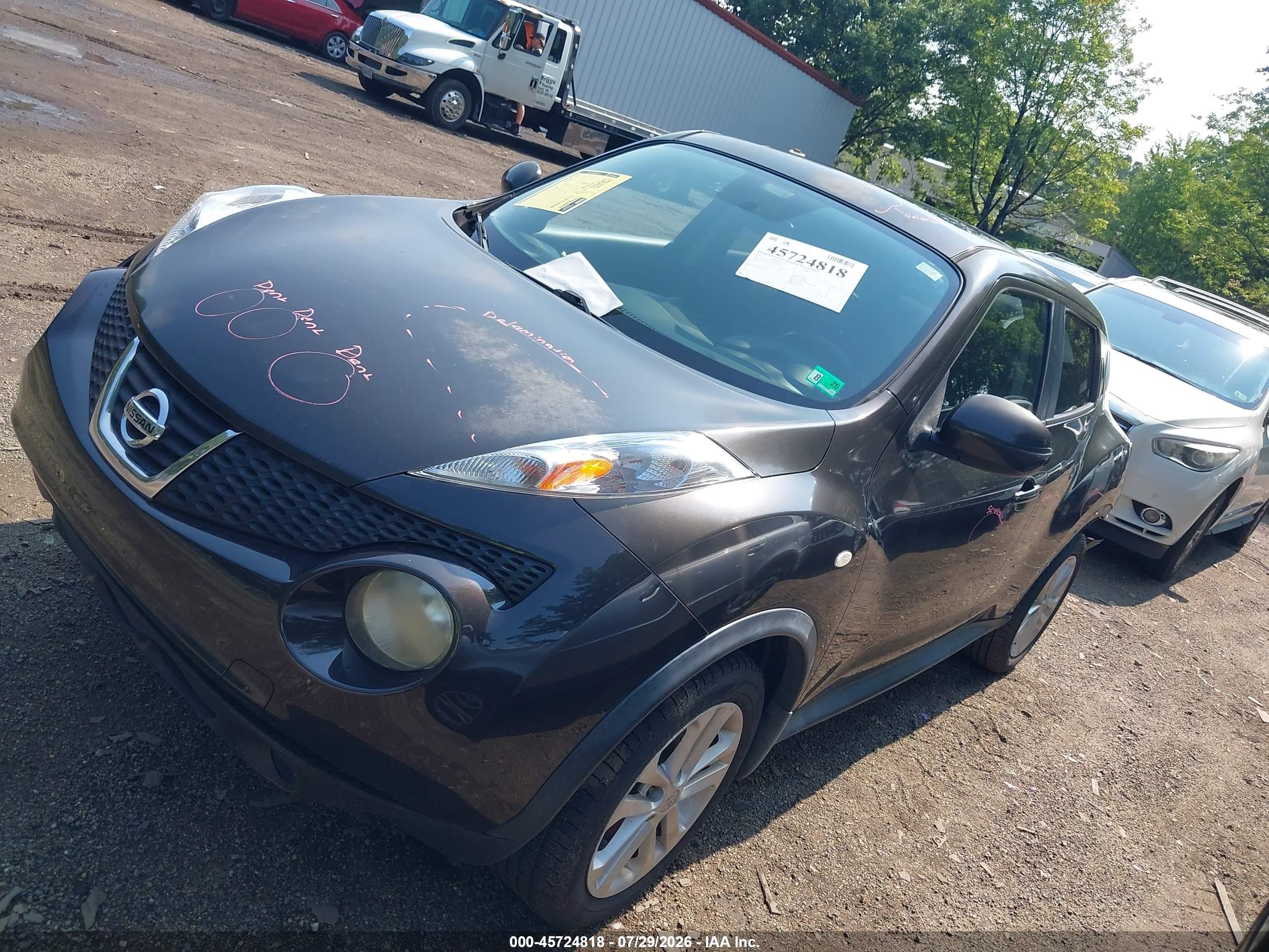 2011 Nissan Juke Sv Gray vin: JN8AF5MR8BT018017