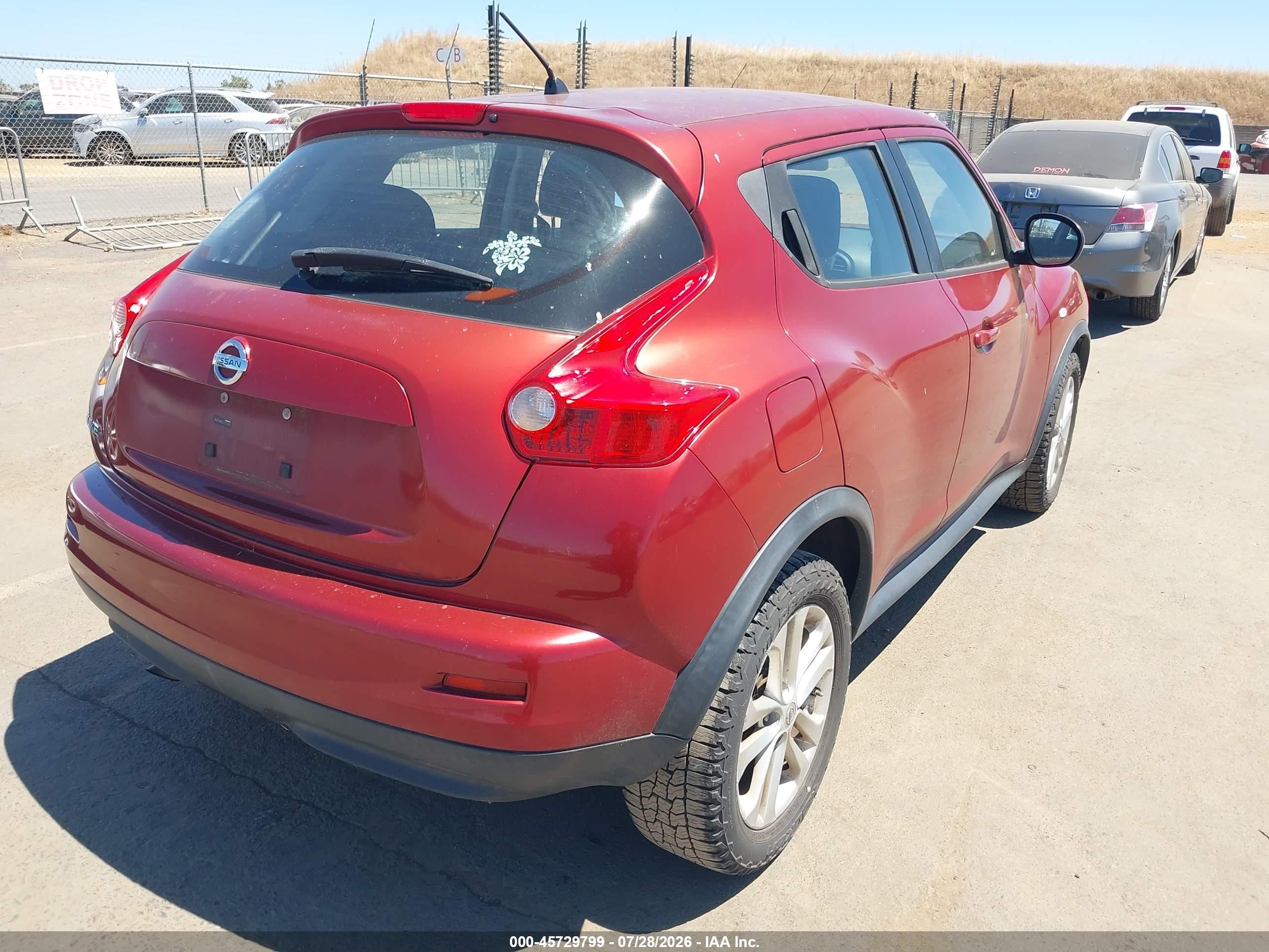 2011 Nissan Juke S Red vin: JN8AF5MR8BT022987