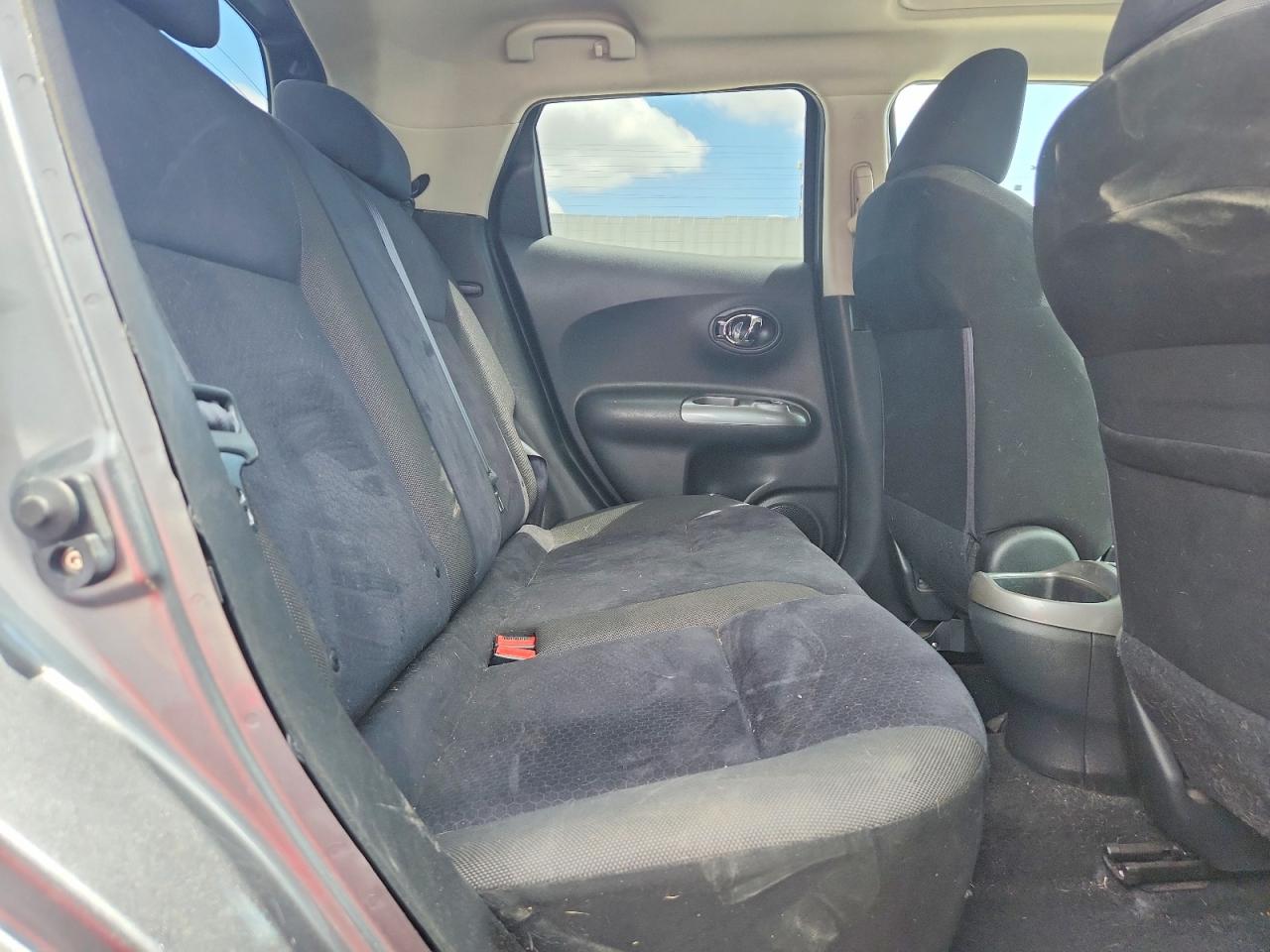 2012 Nissan Juke S Gray vin: JN8AF5MR8CT115199