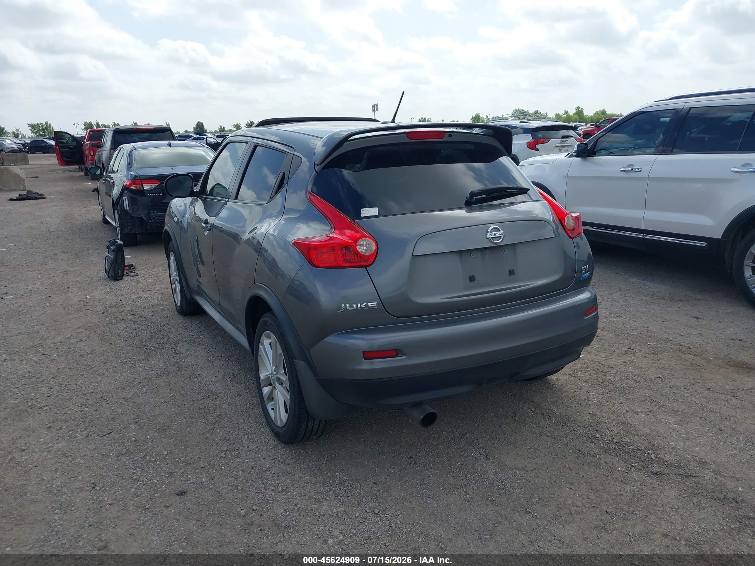 2013 Nissan Juke Sv Gray vin: JN8AF5MR8DT207981