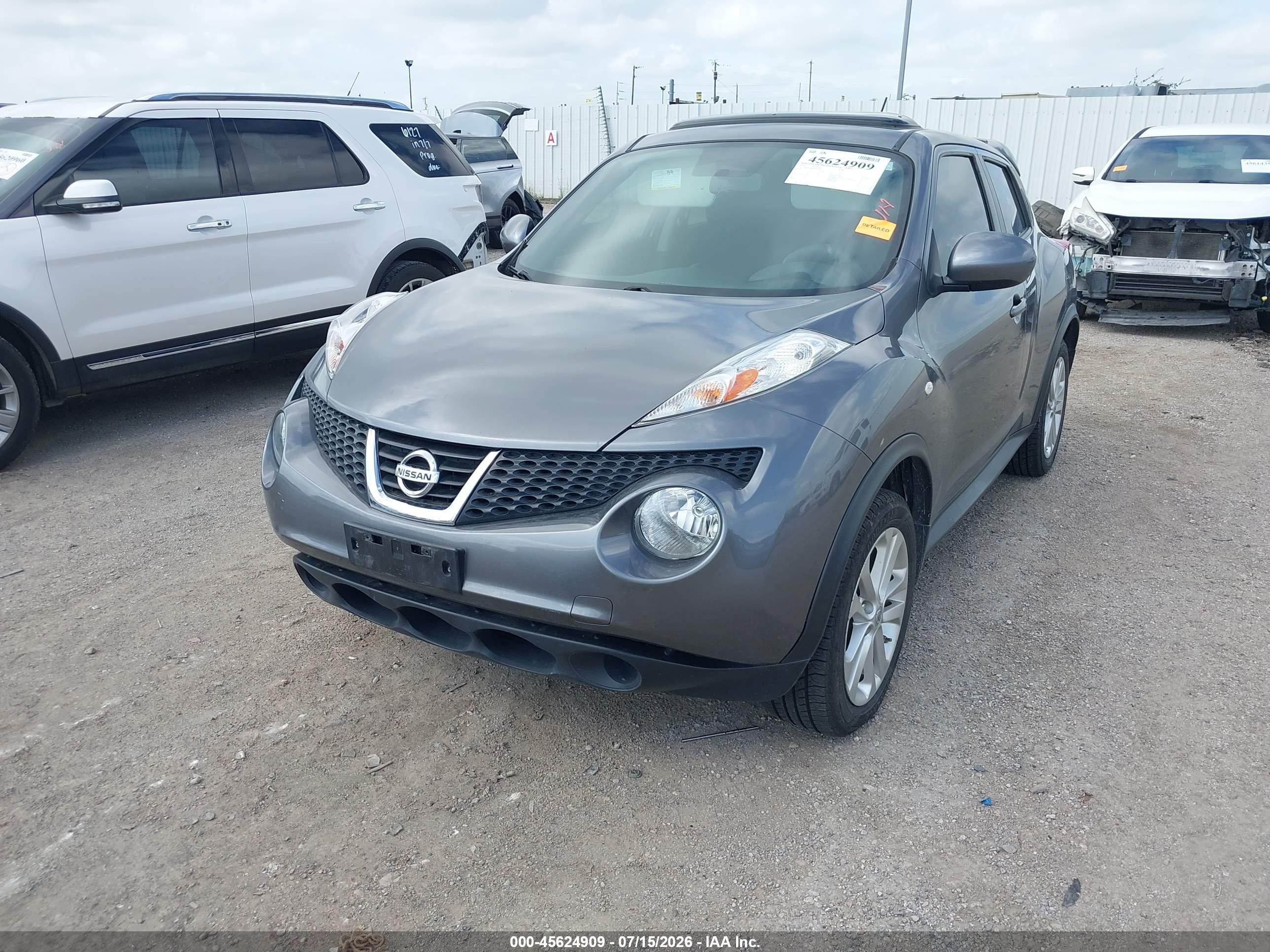 2013 Nissan Juke Sv Gray vin: JN8AF5MR8DT207981