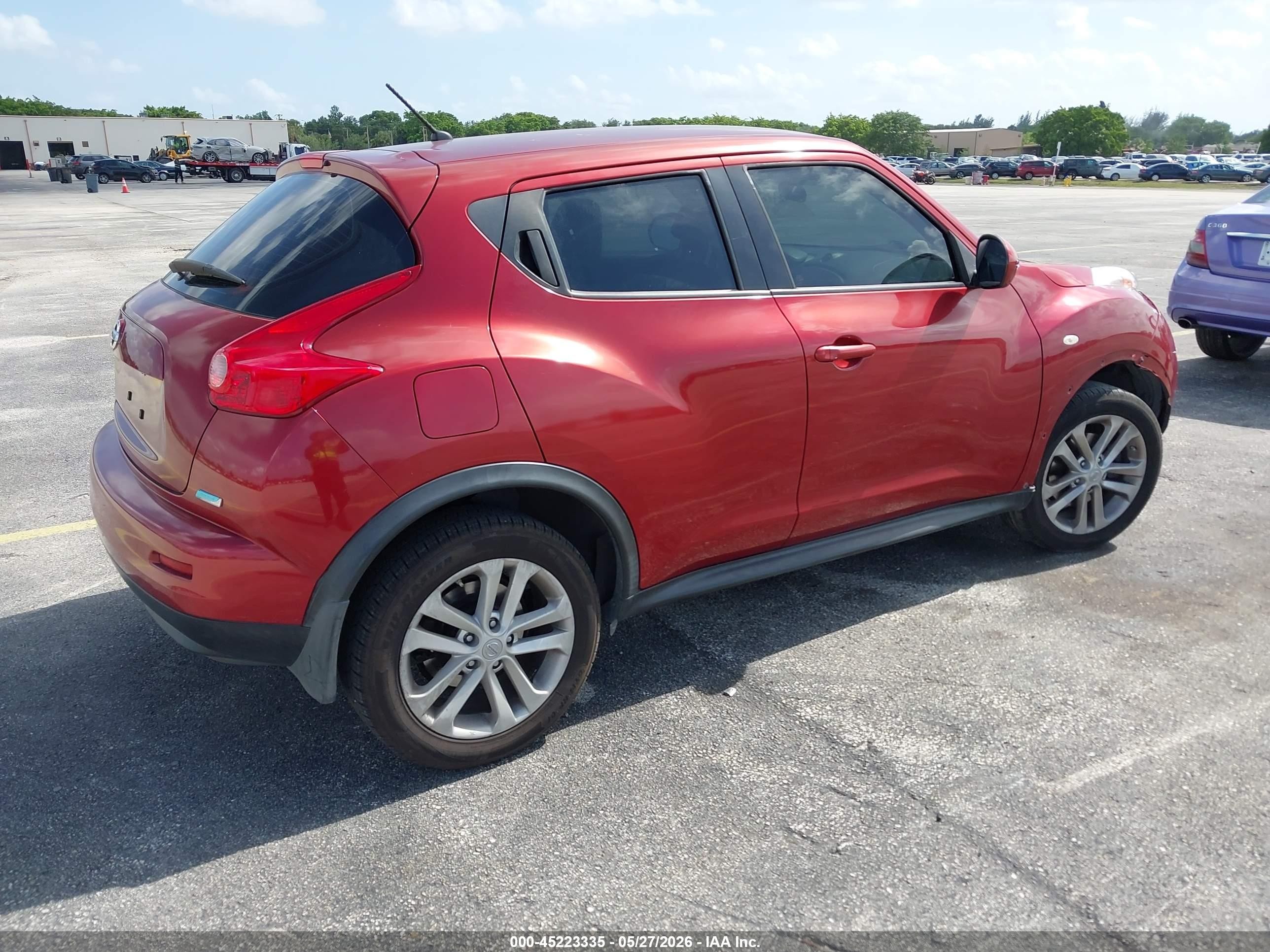 2013 Nissan Juke S Red vin: JN8AF5MR8DT211836