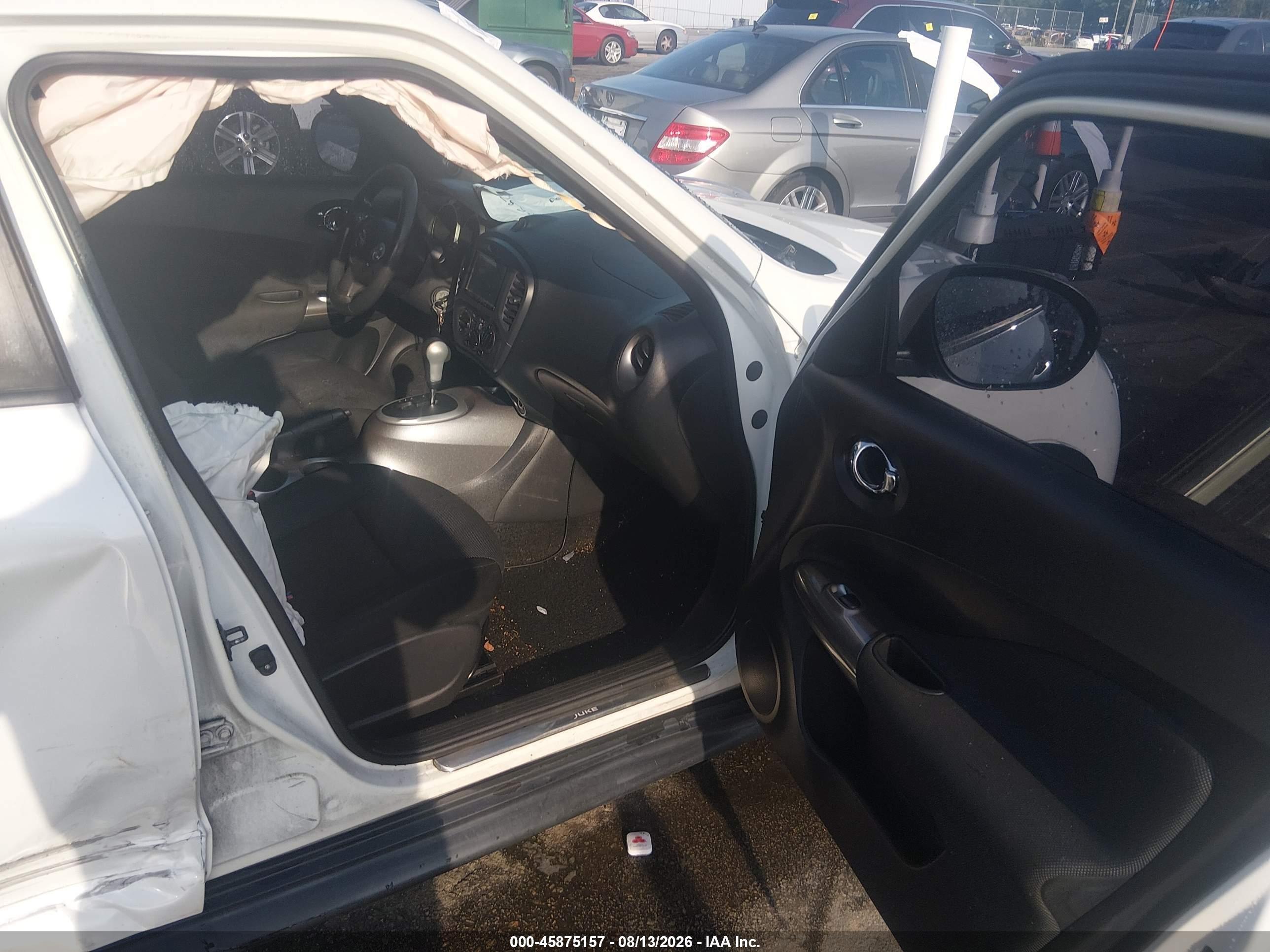 2014 Nissan Juke S White vin: JN8AF5MR8ET350883